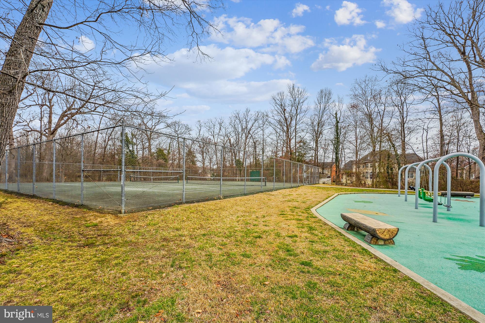 TANTALLON HILLS - Residential