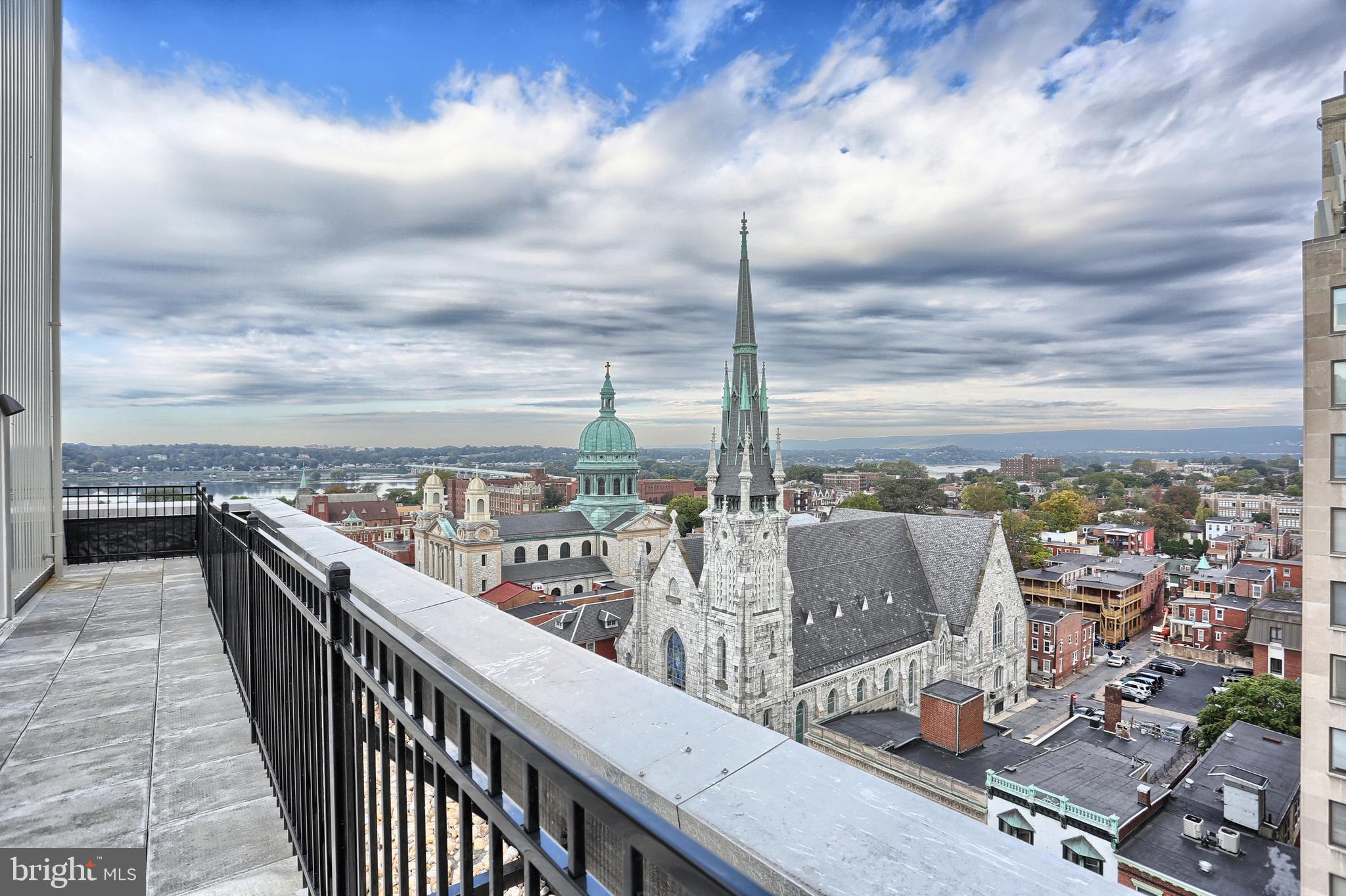 LUX - Residential Lease