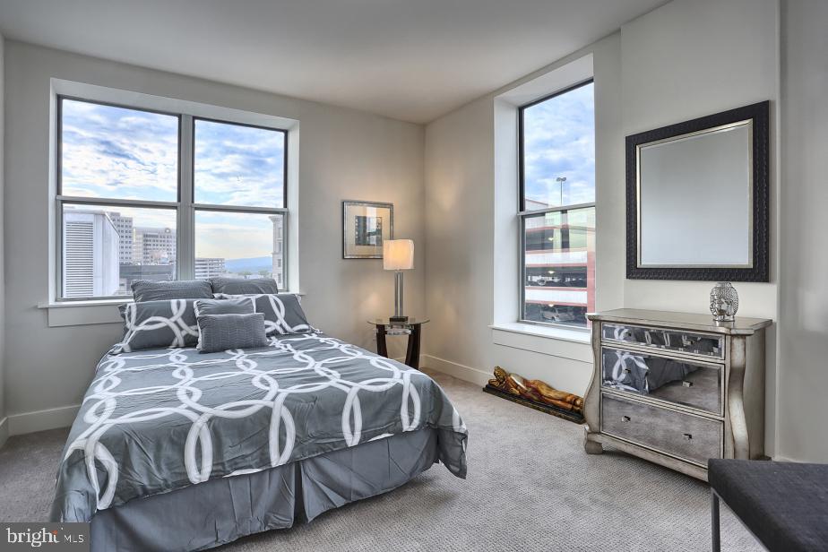 LUX - Residential Lease