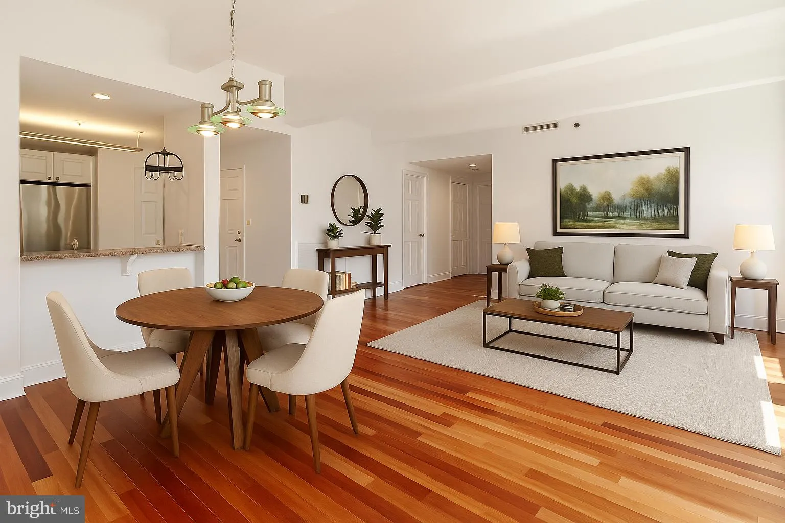 Philadelphia, Pennsylvania 19102, United States, 2 Bedrooms Bedrooms, ,2 BathroomsBathrooms,Residential,Active,187169