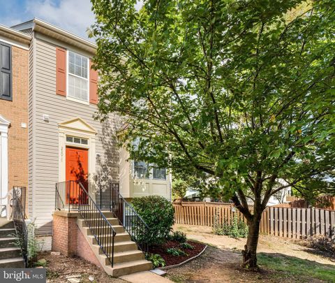 23017 POTOMAC HILL SQUARE STERLING VA 20166