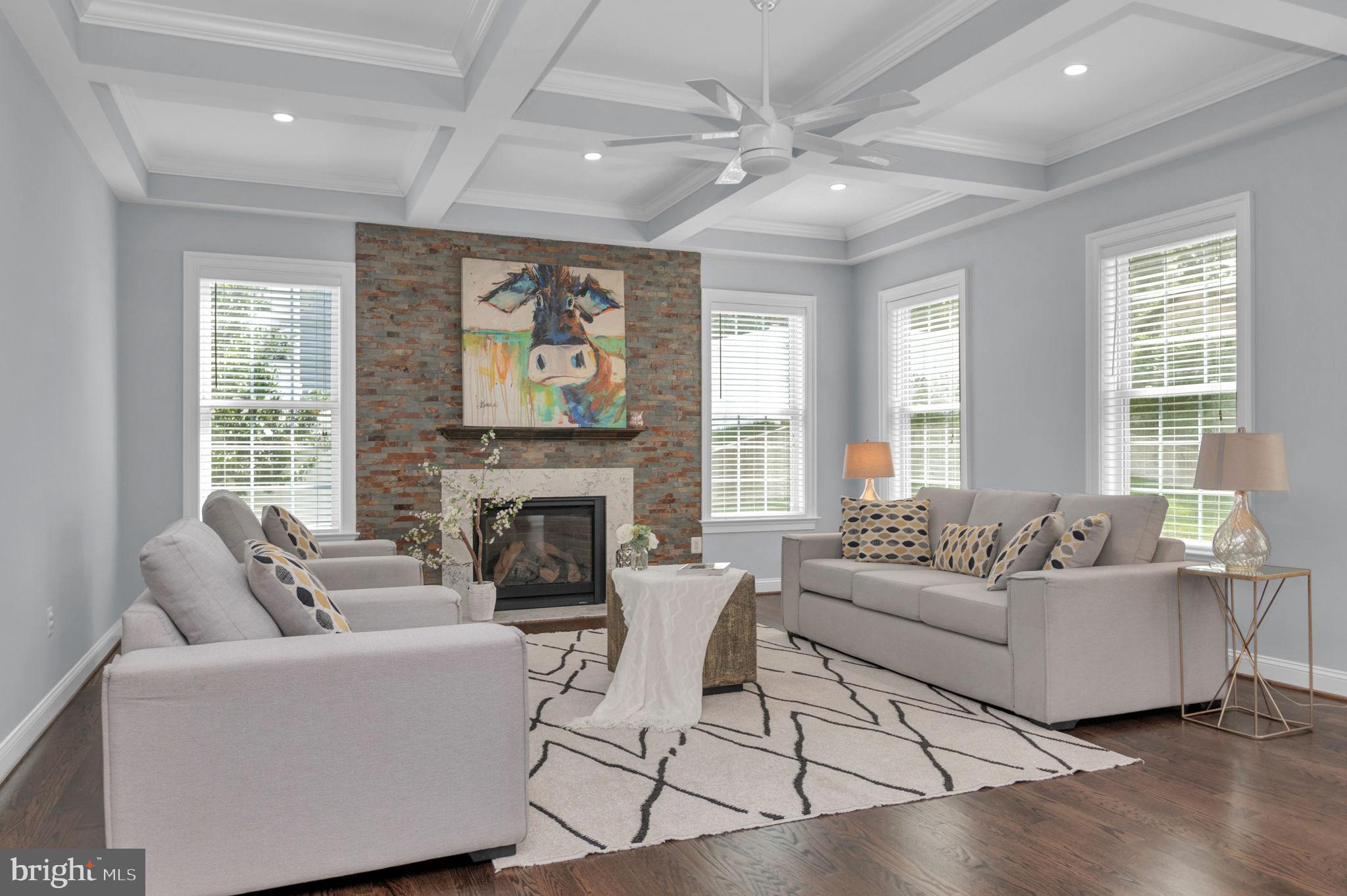 PIMMIT HILLS - Residential