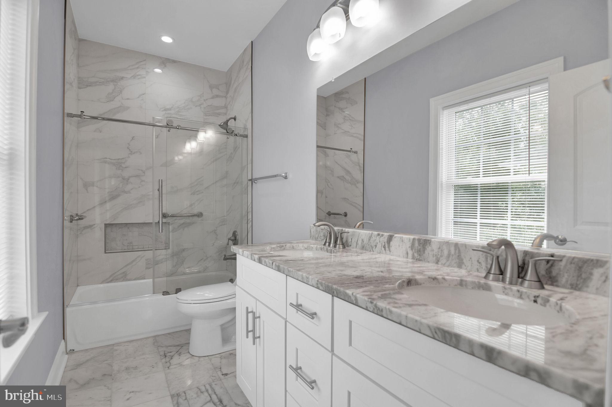 PIMMIT HILLS - Residential