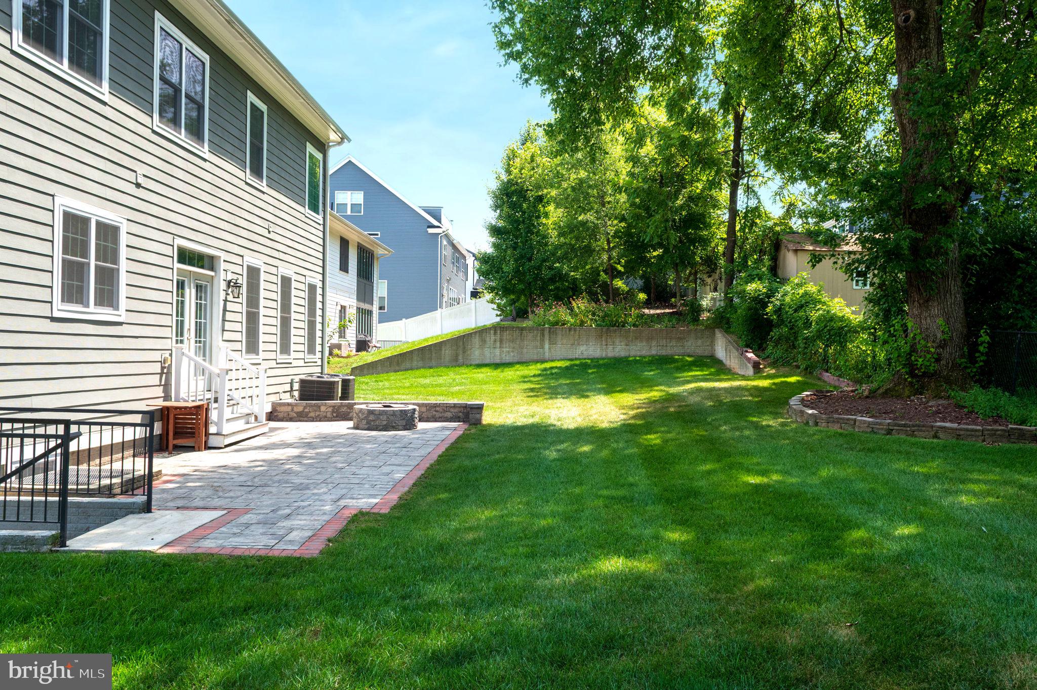 PIMMIT HILLS - Residential