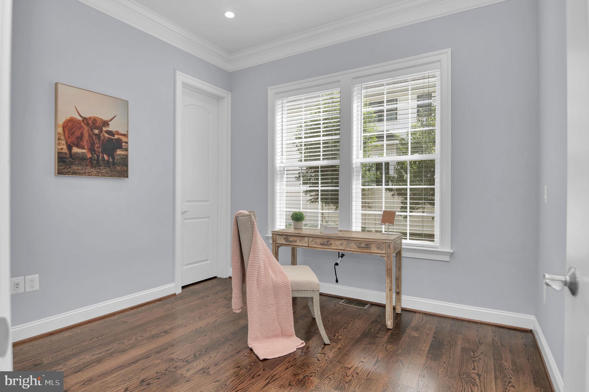 PIMMIT HILLS - Residential