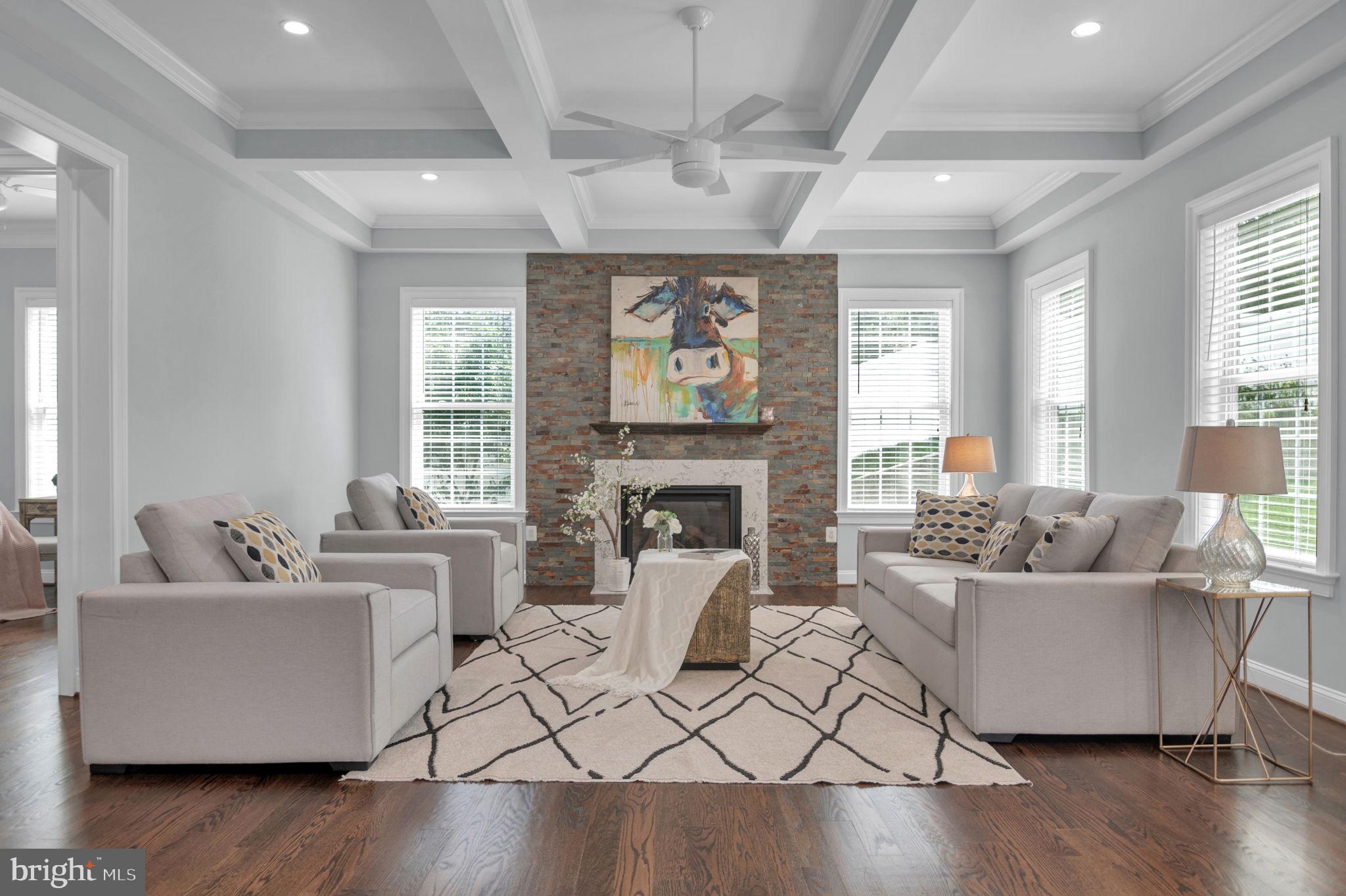 PIMMIT HILLS - Residential