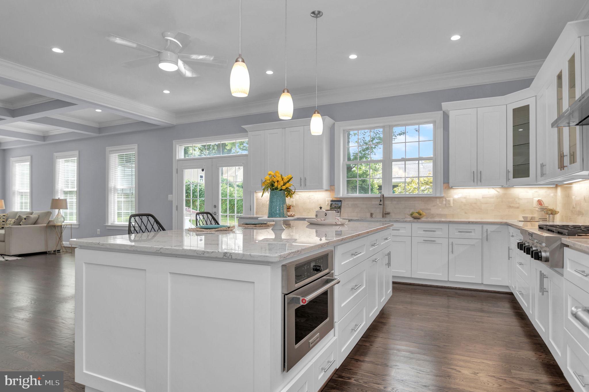 PIMMIT HILLS - Residential