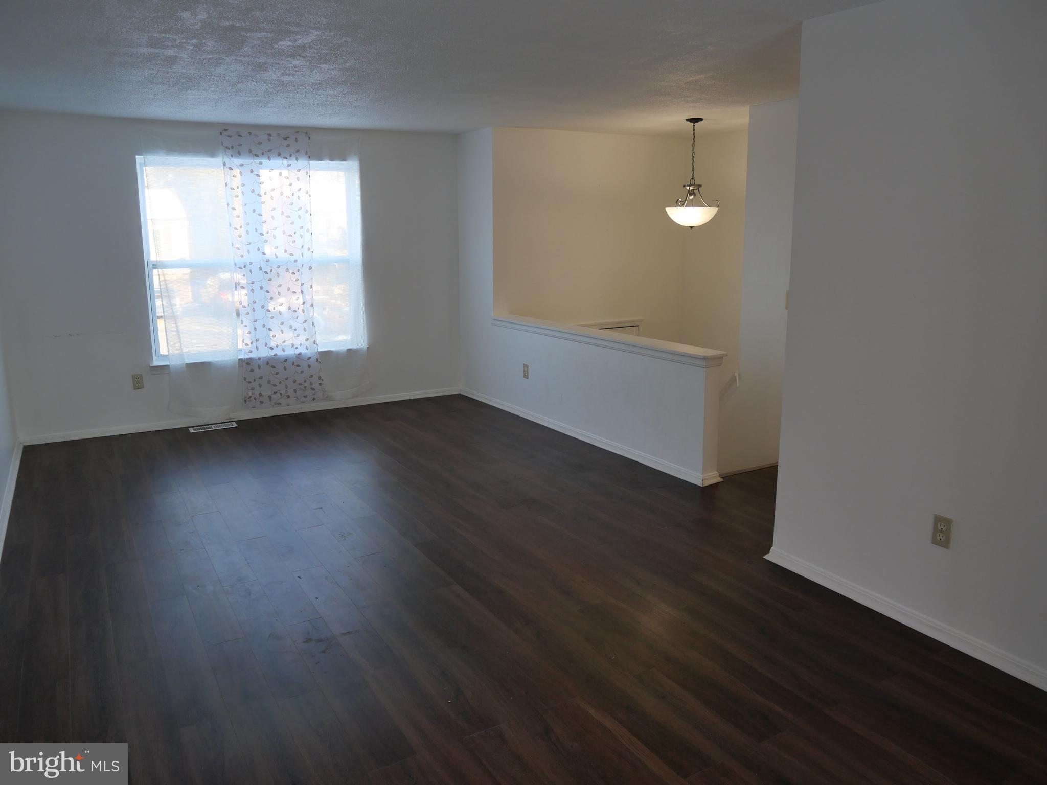 ST CHARLES BANNISTER - Residential