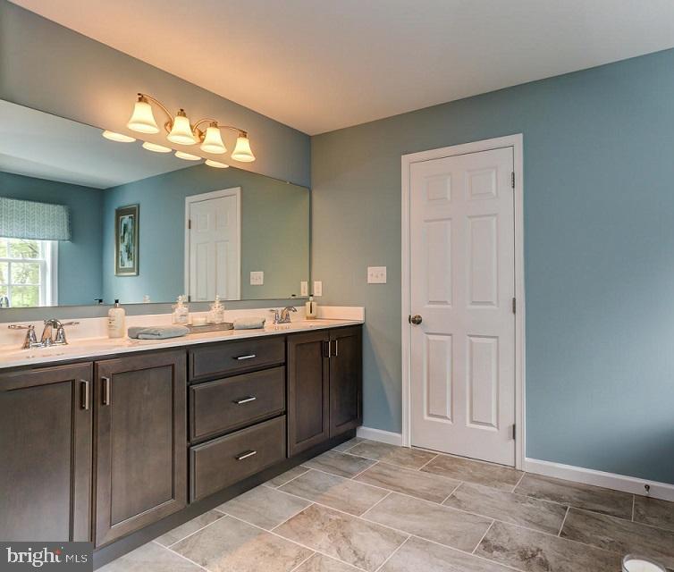 POND VIEW ESTATES - Residential