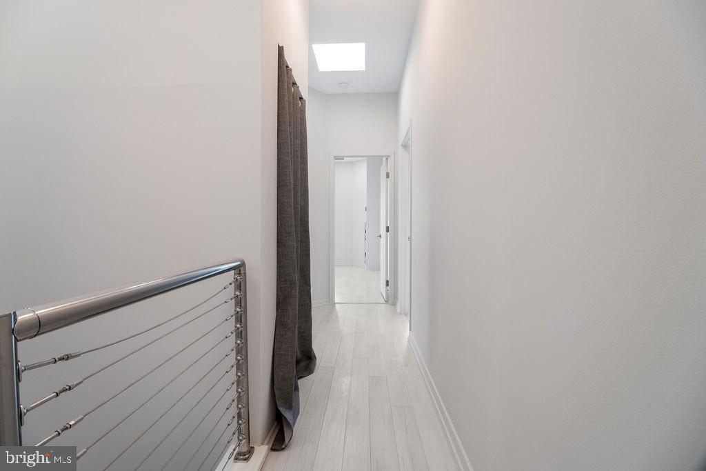 2111 WISCONSIN AVENUE NW PH8