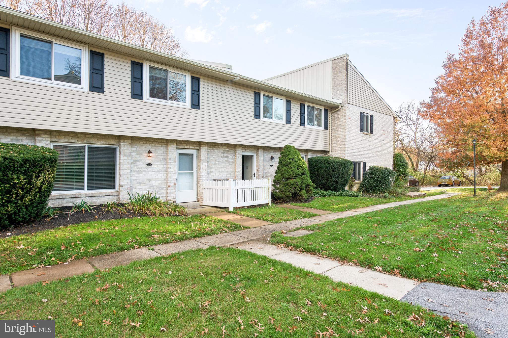 VILLAGE WALK - Residential