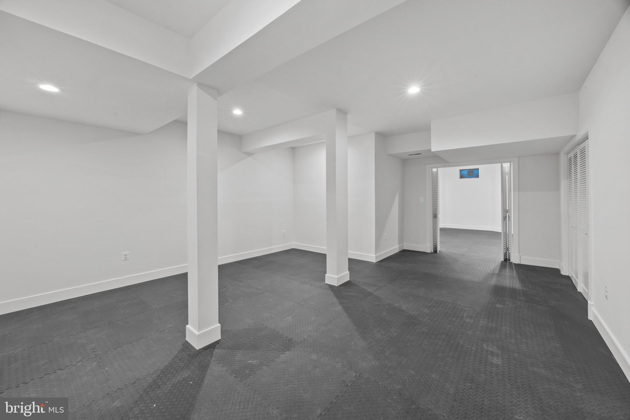 HUNTINGTON - Residential