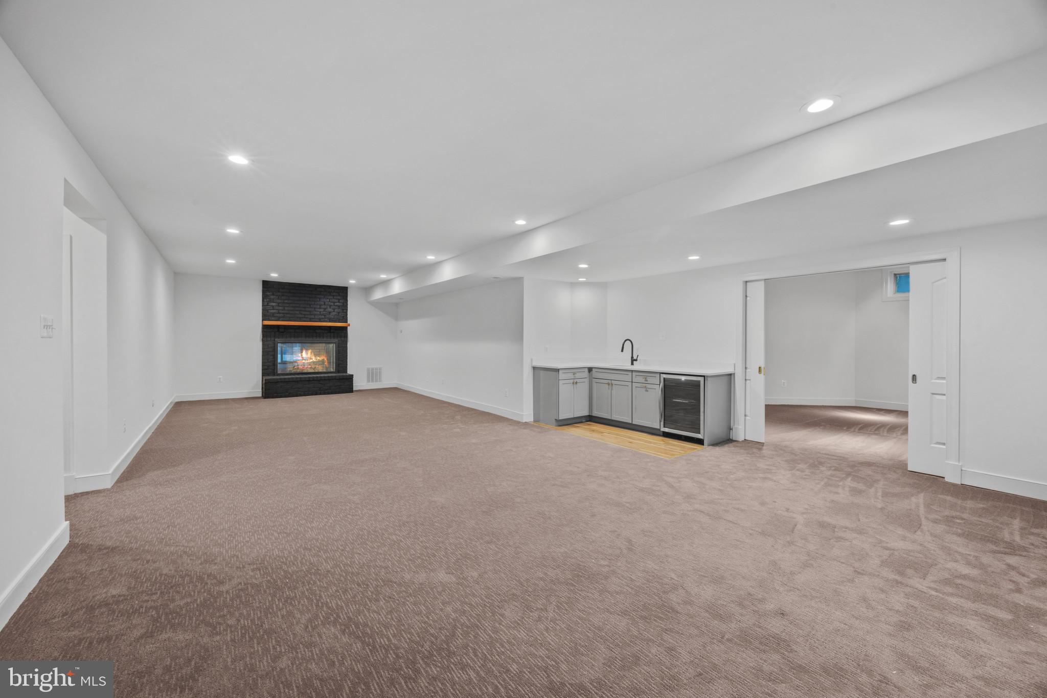 HUNTINGTON - Residential