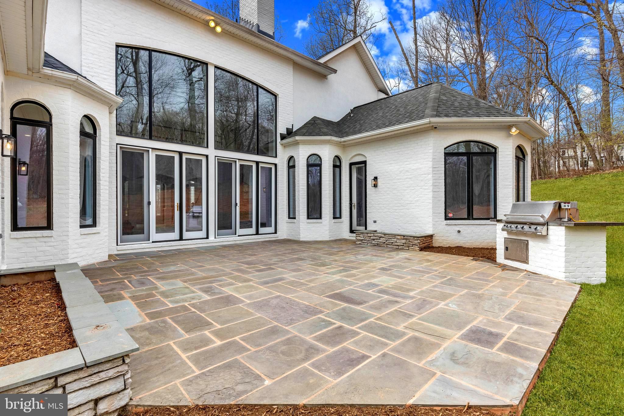 HUNTINGTON - Residential