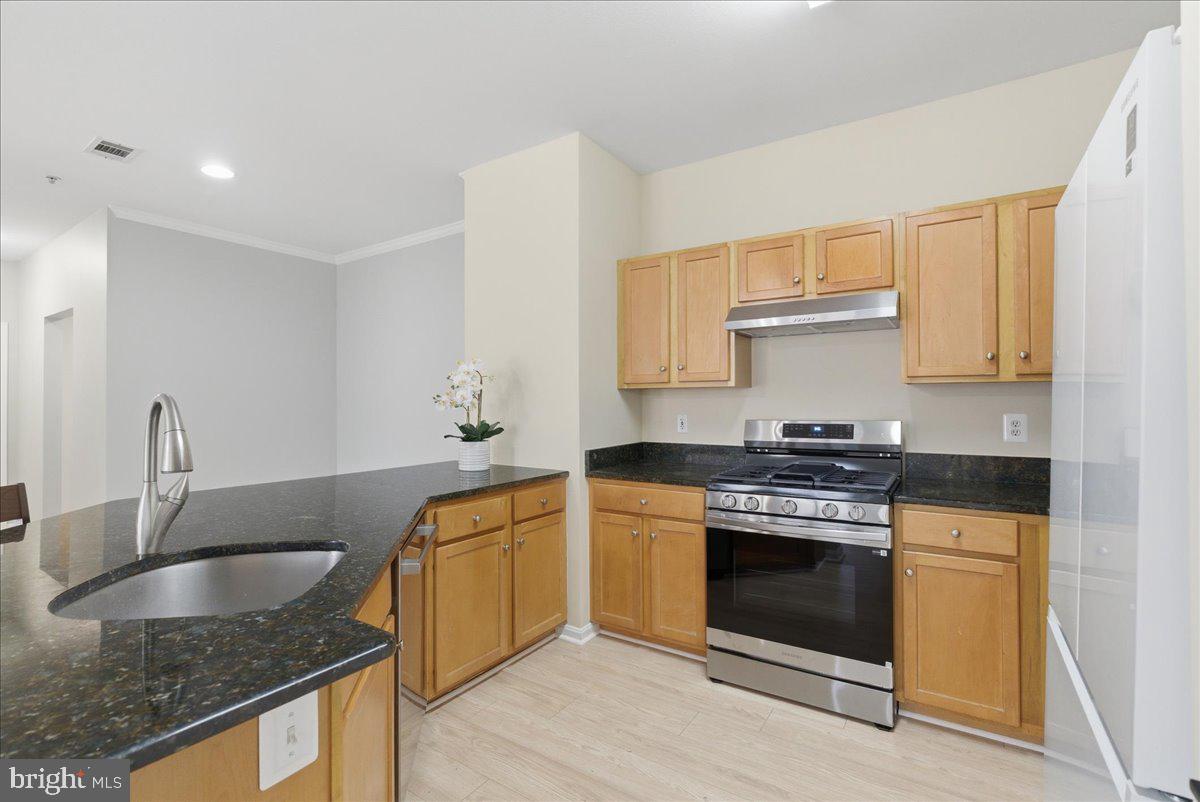 STONEGATE AT FAIRCREST - Residential
