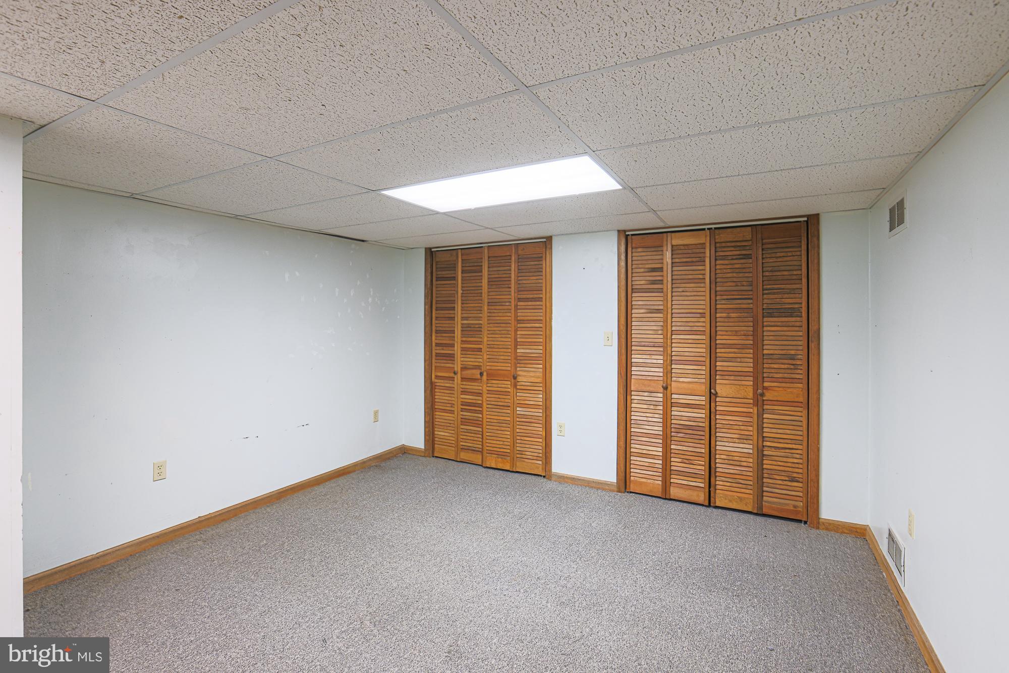 CECIL C - Residential