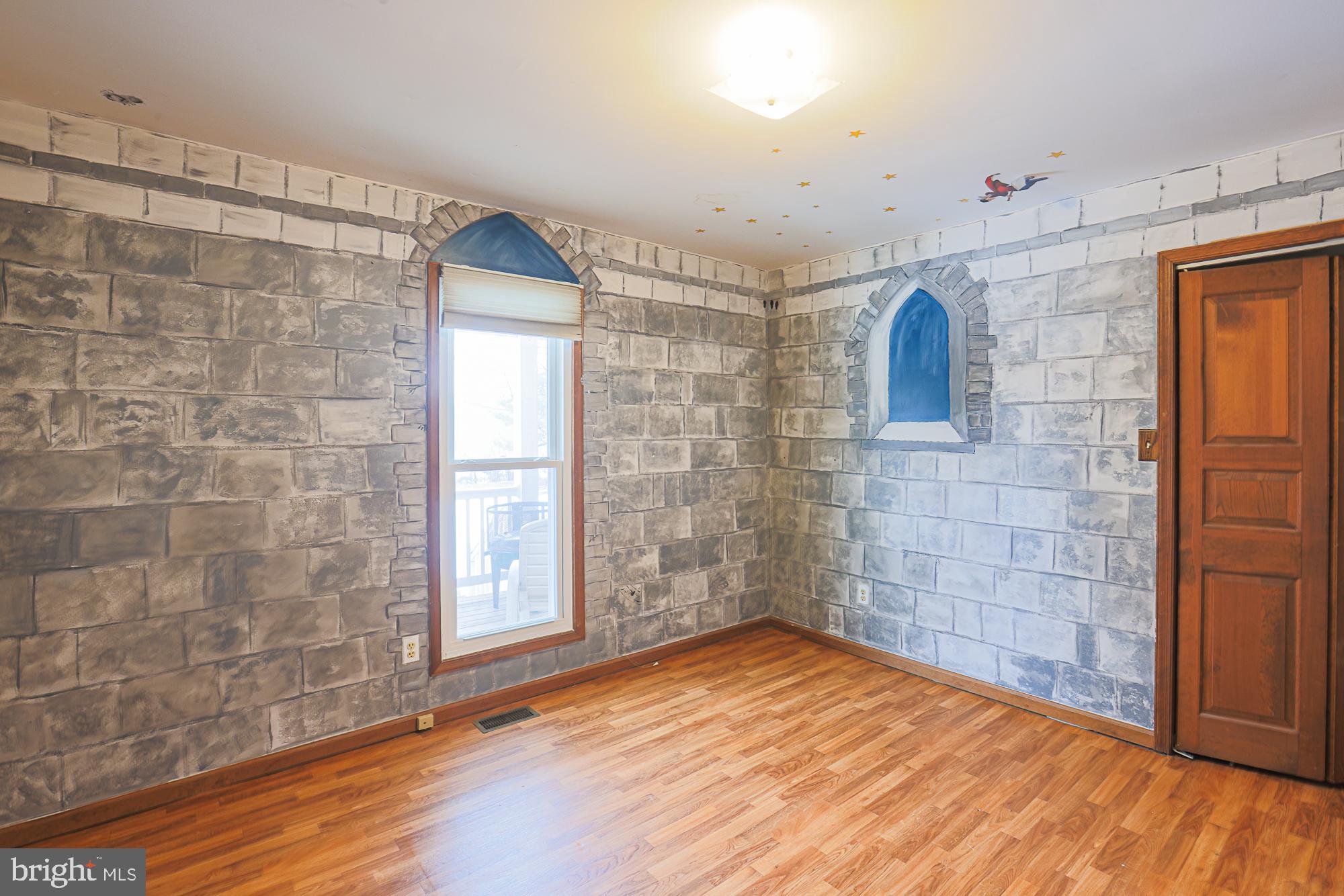 CECIL C - Residential