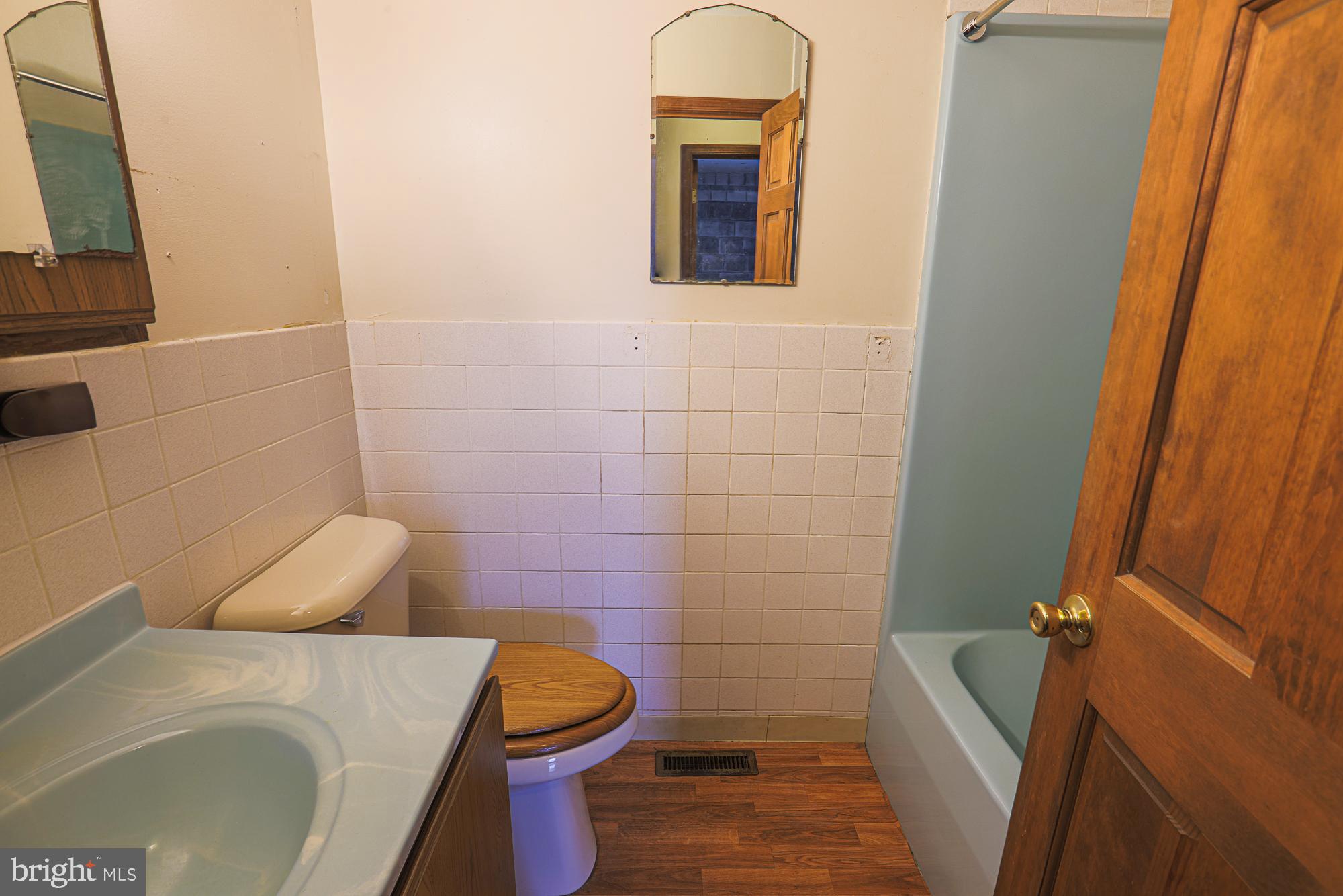 CECIL C - Residential