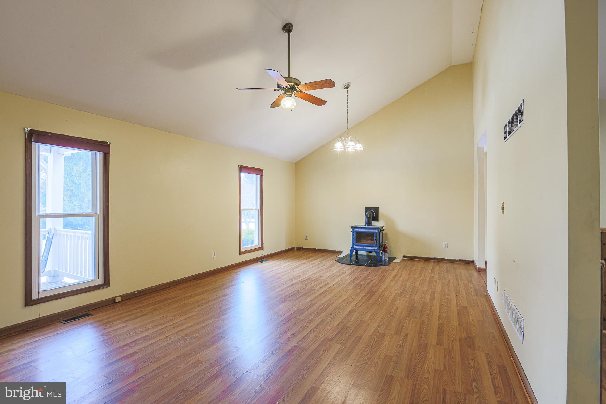 CECIL C - Residential