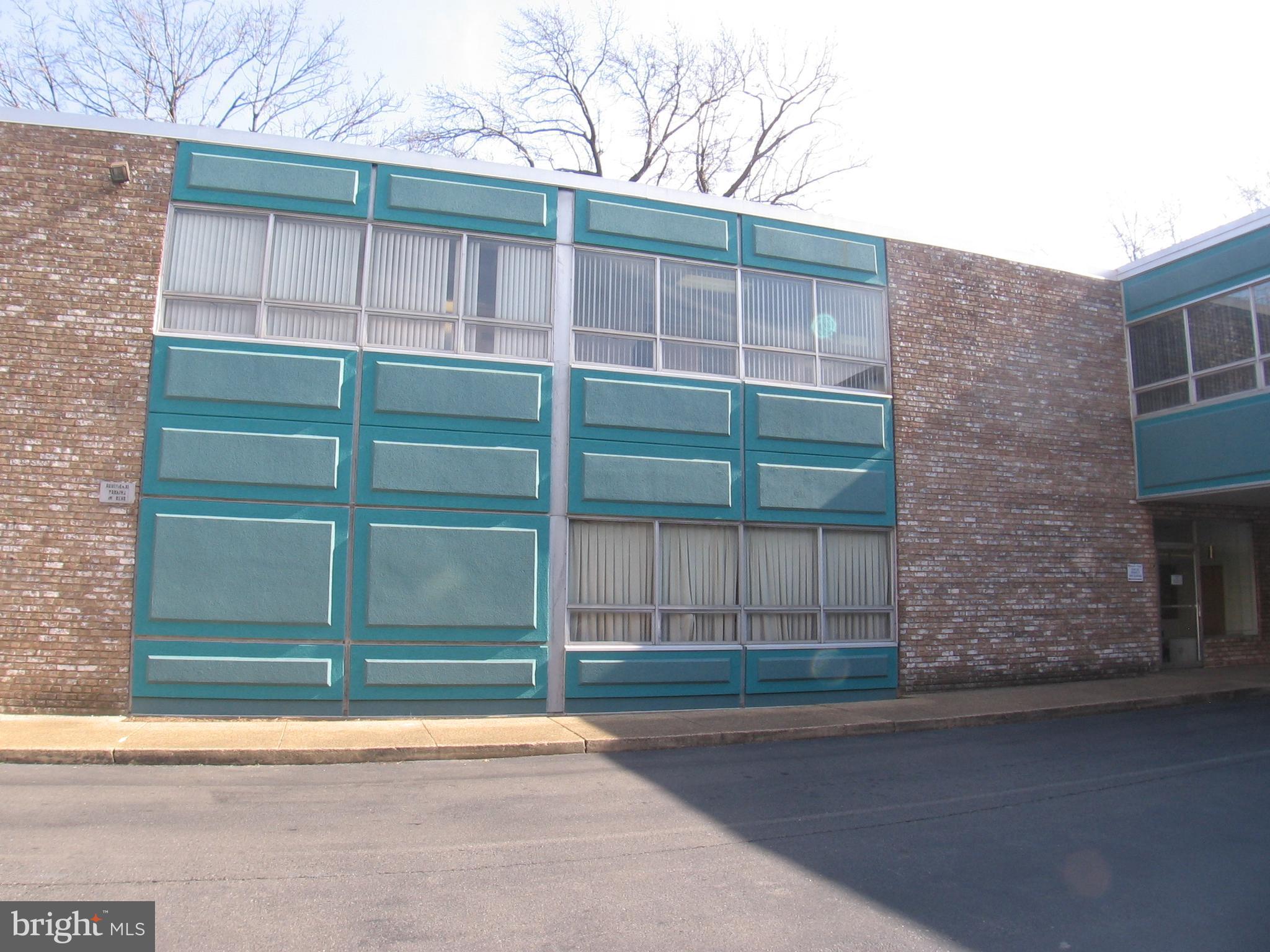 417 BROAD STREET W #209