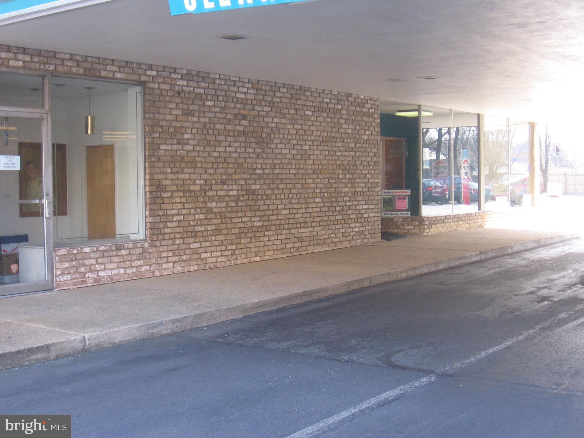 417 BROAD STREET W #209