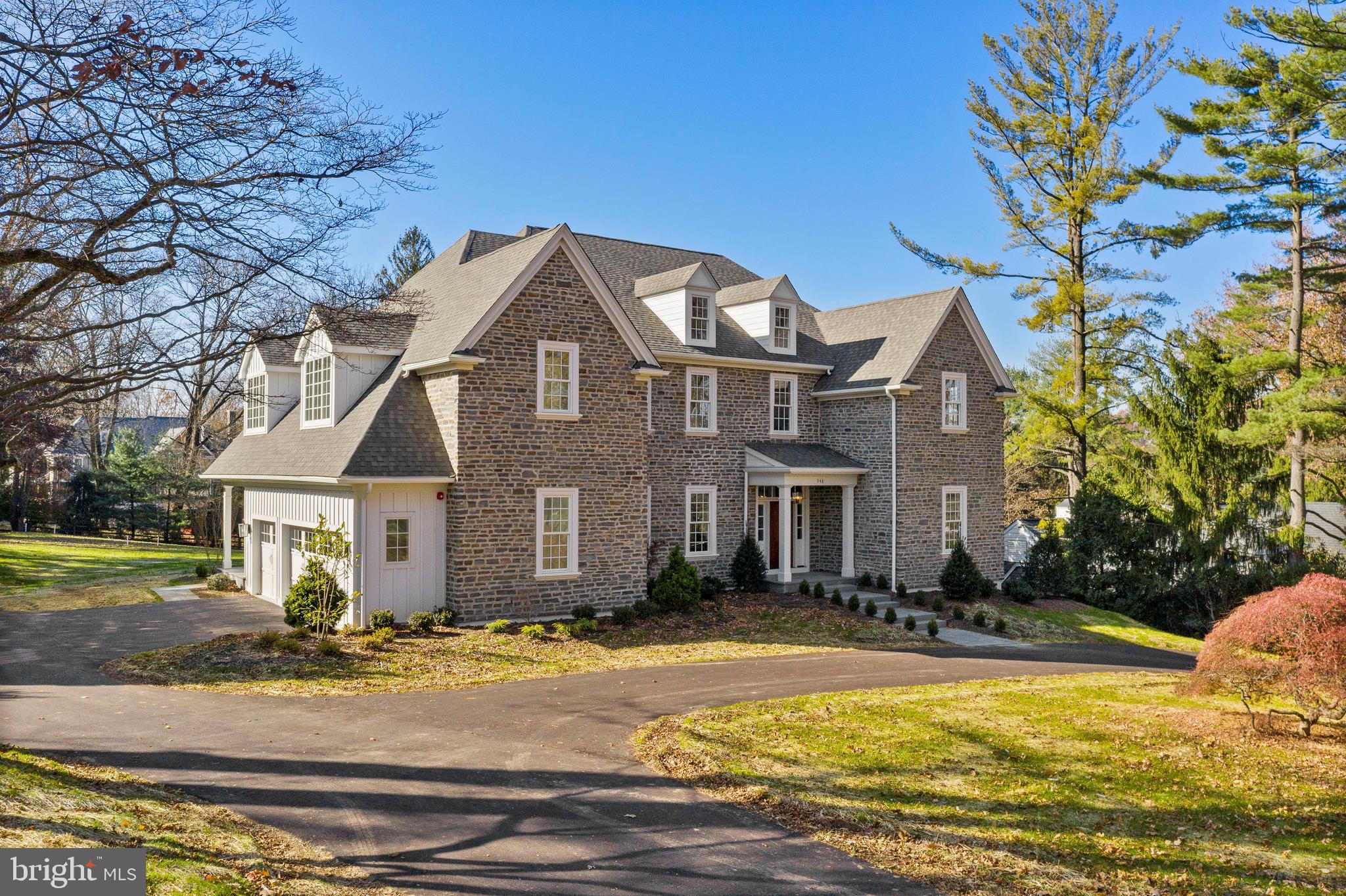 GLADWYNE - Residential