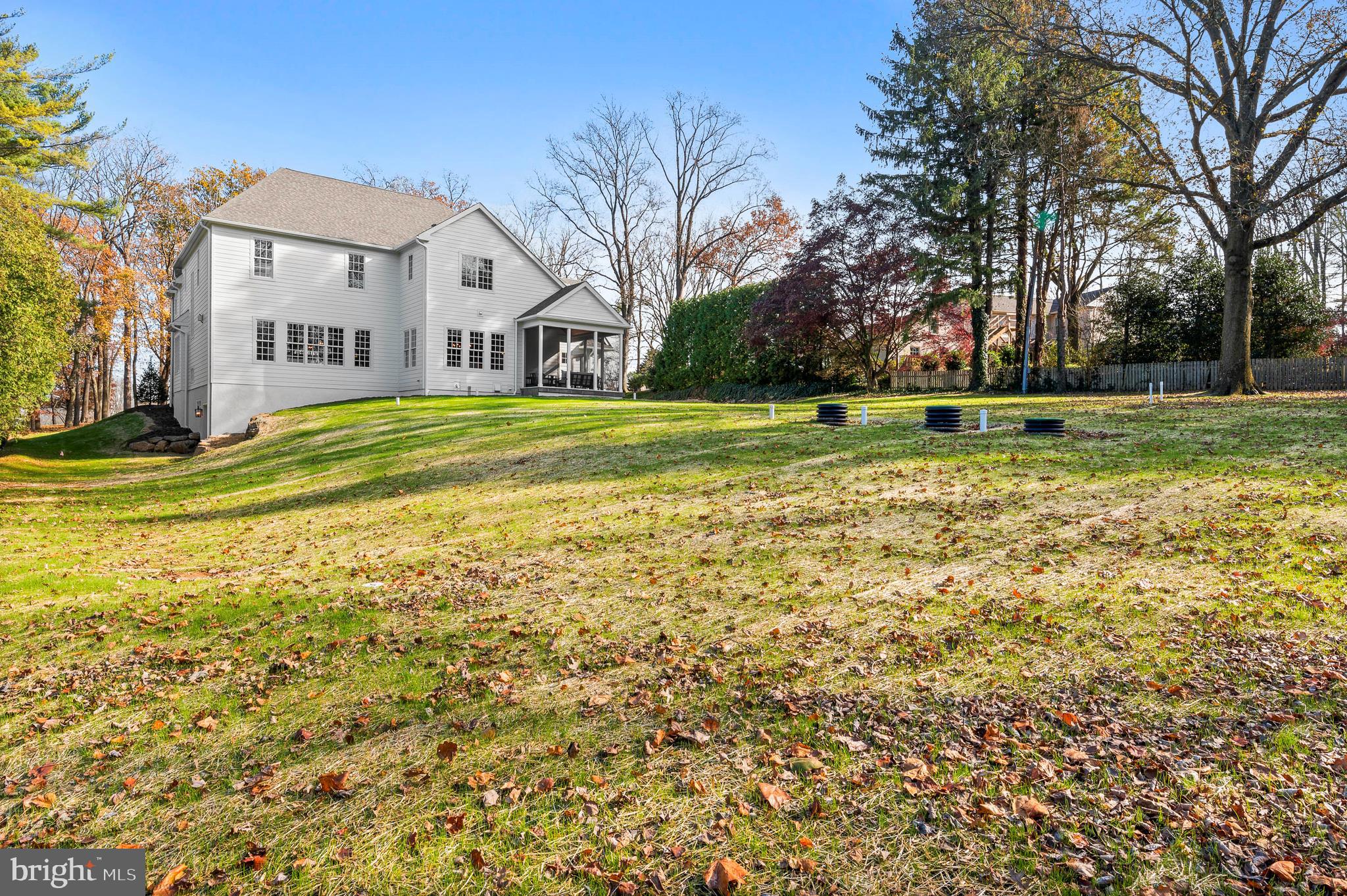 GLADWYNE - Residential