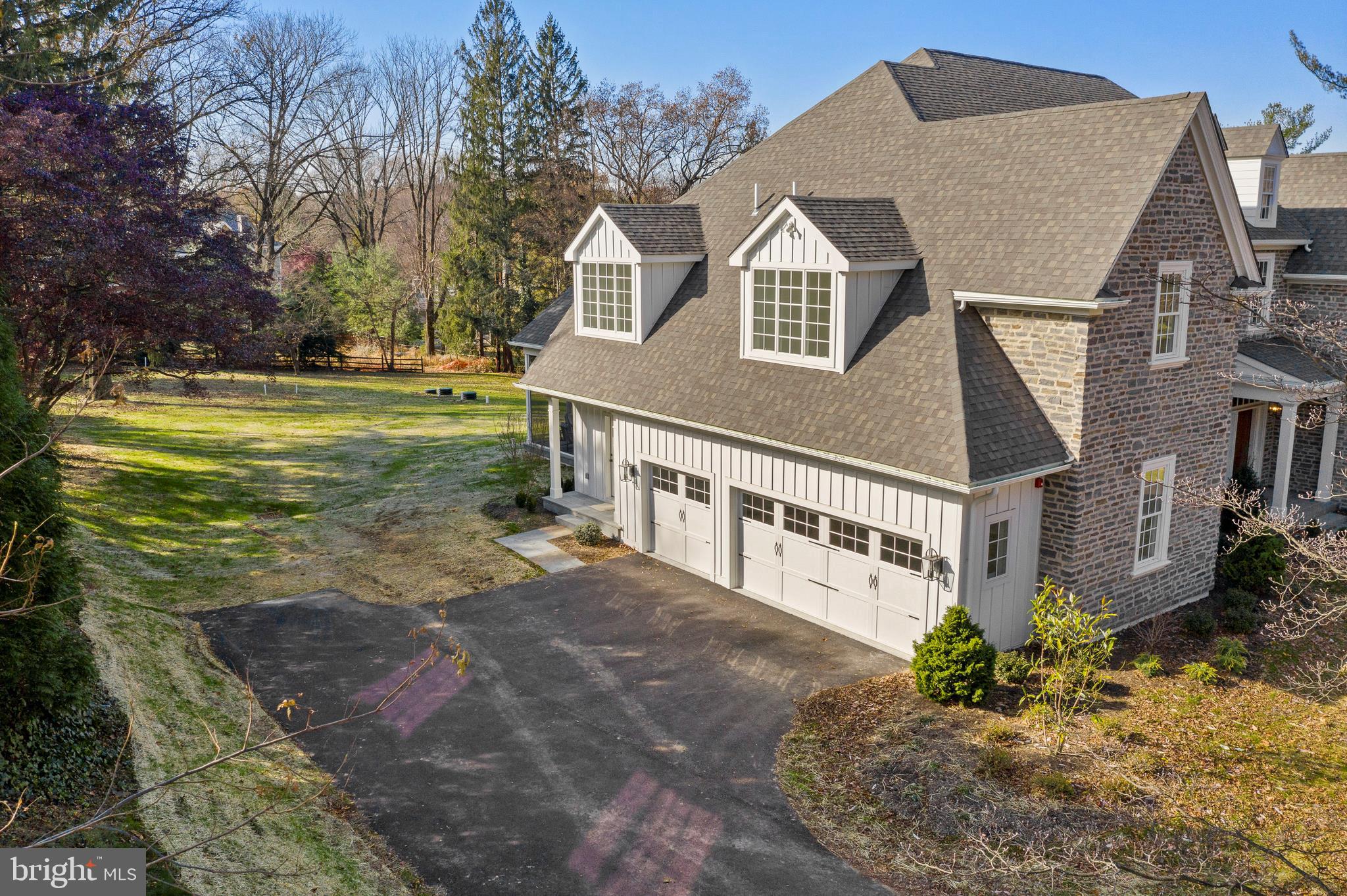 GLADWYNE - Residential