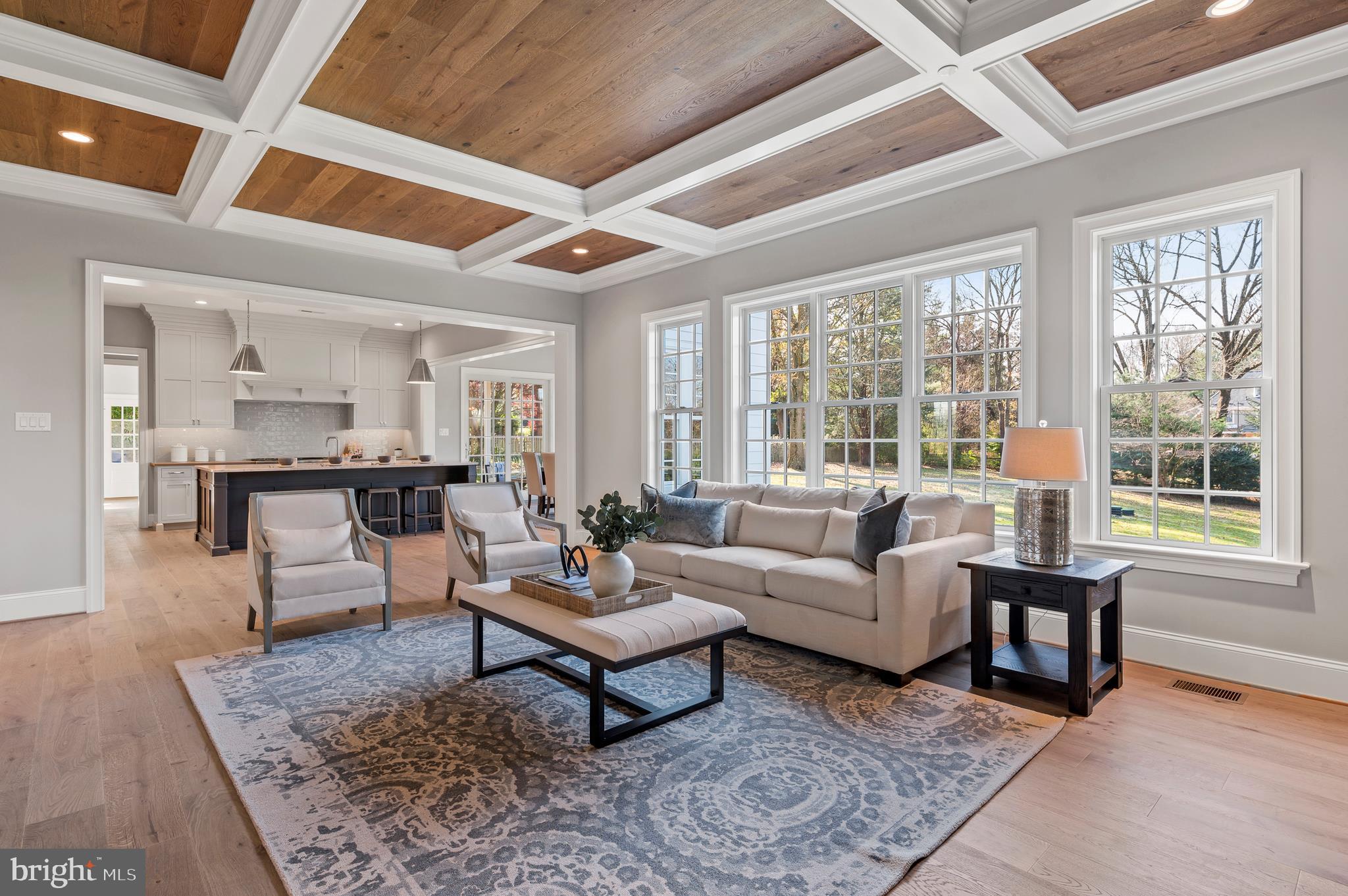 GLADWYNE - Residential