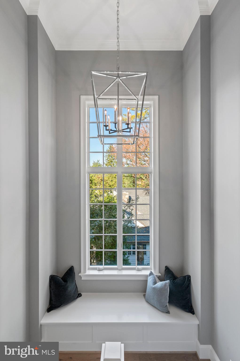 GLADWYNE - Residential