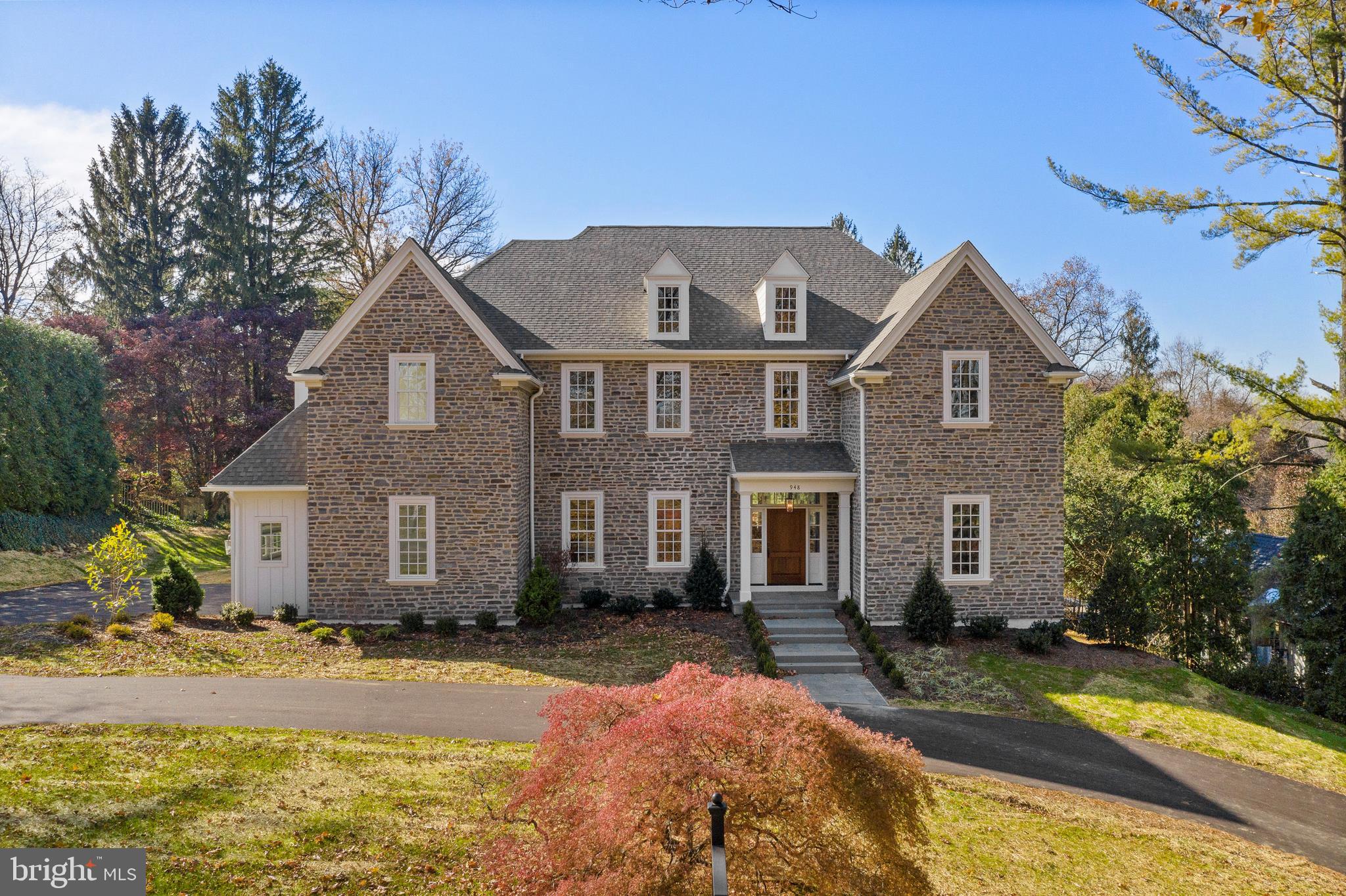 GLADWYNE - Residential