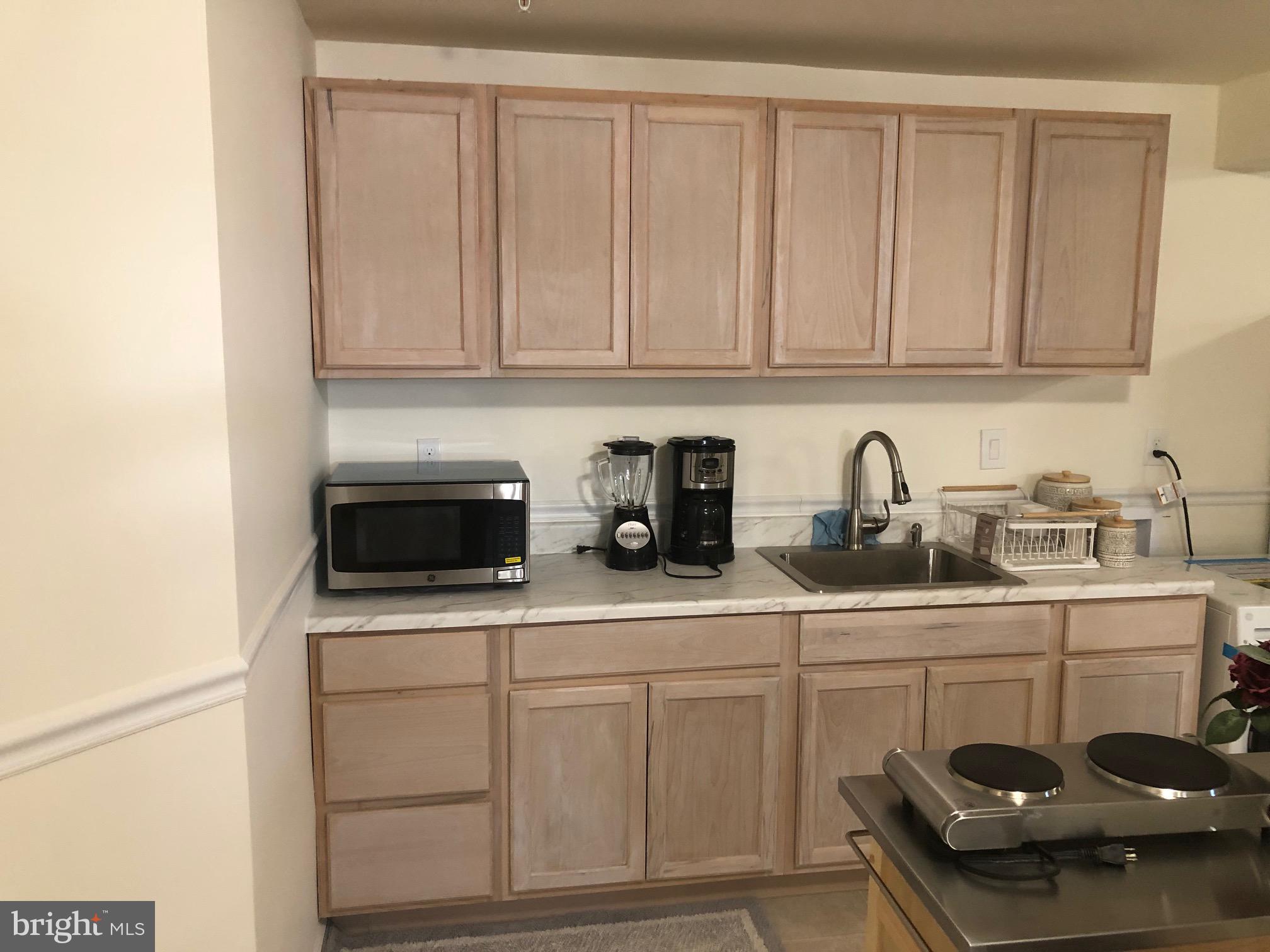 CROSS CREEK CLUB - Residential Lease