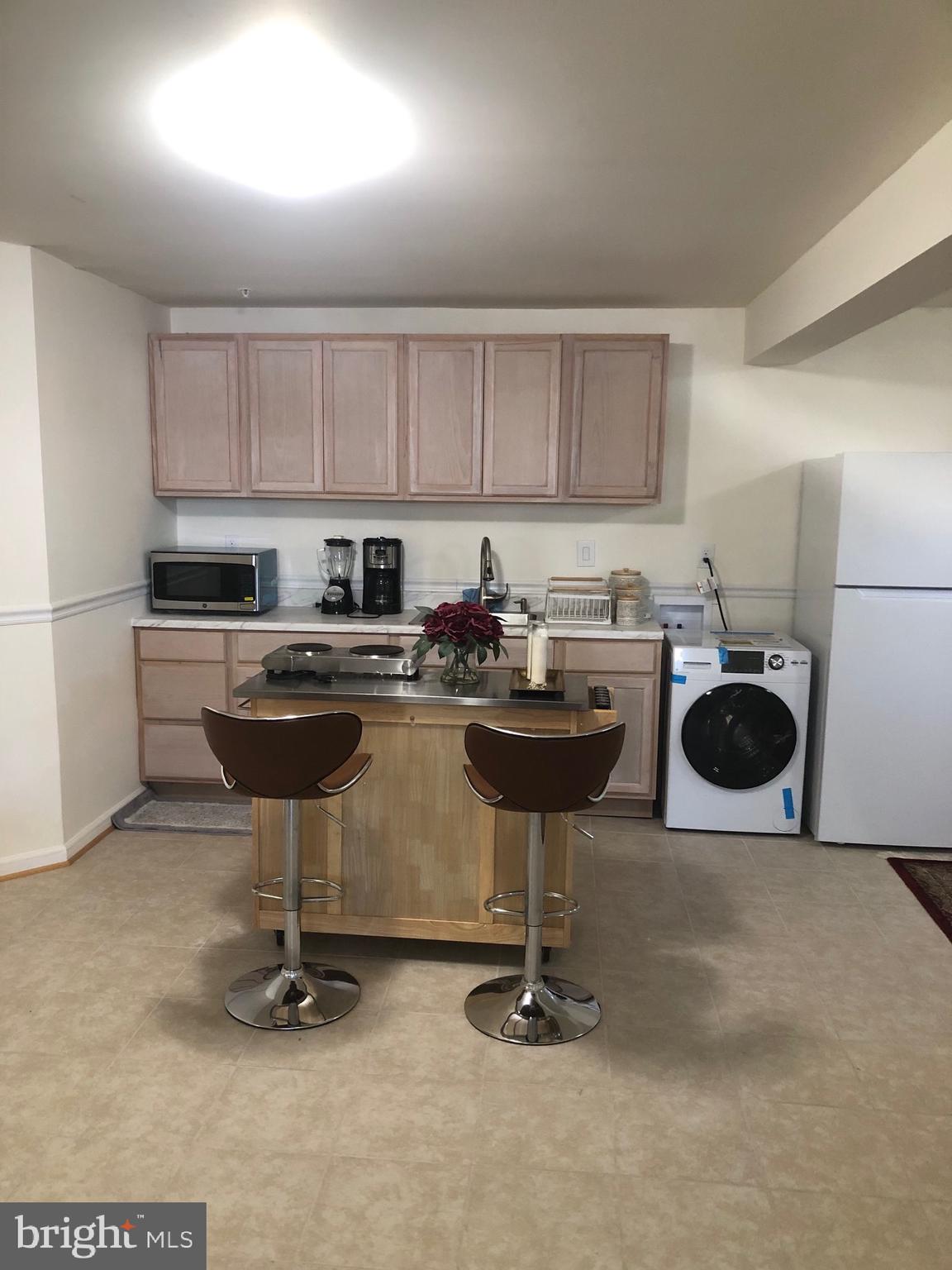 CROSS CREEK CLUB - Residential Lease