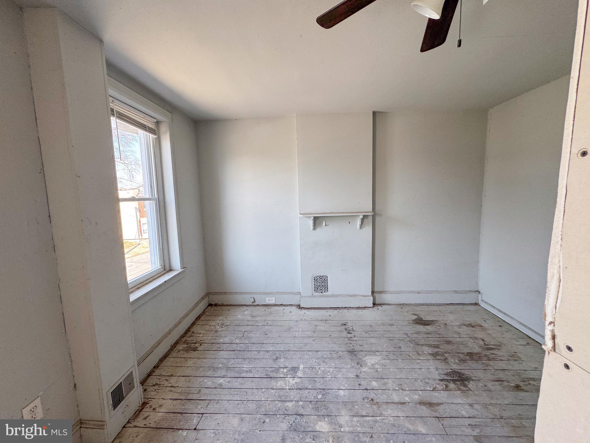 CHESTER CITY - Residential