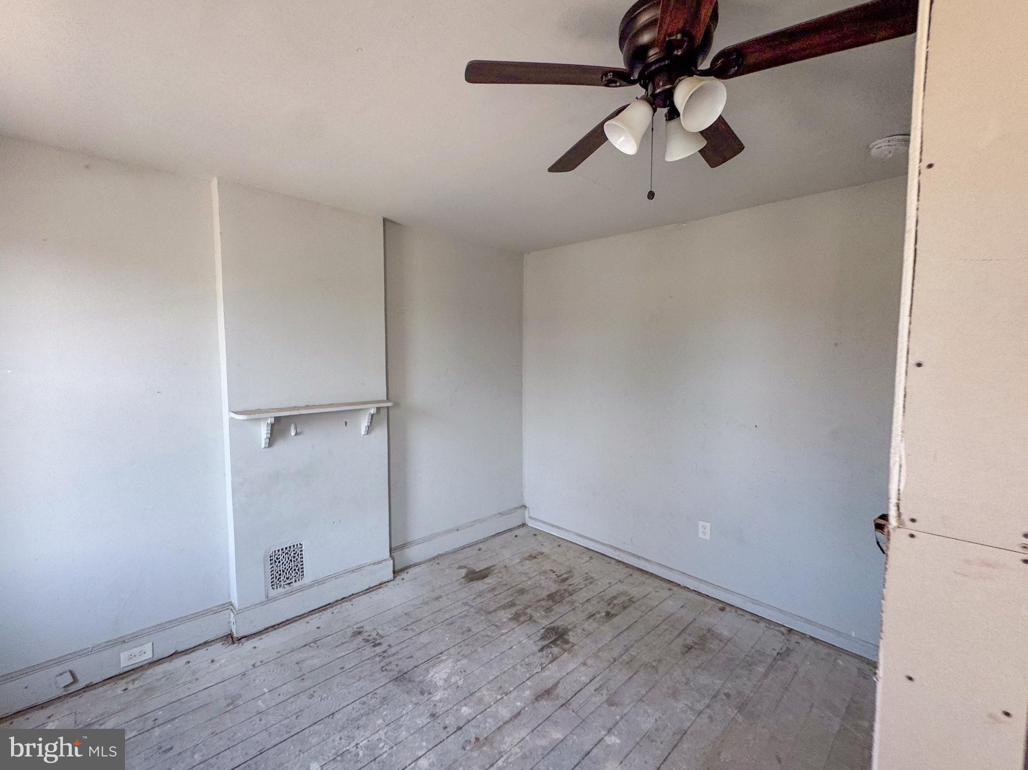 CHESTER CITY - Residential