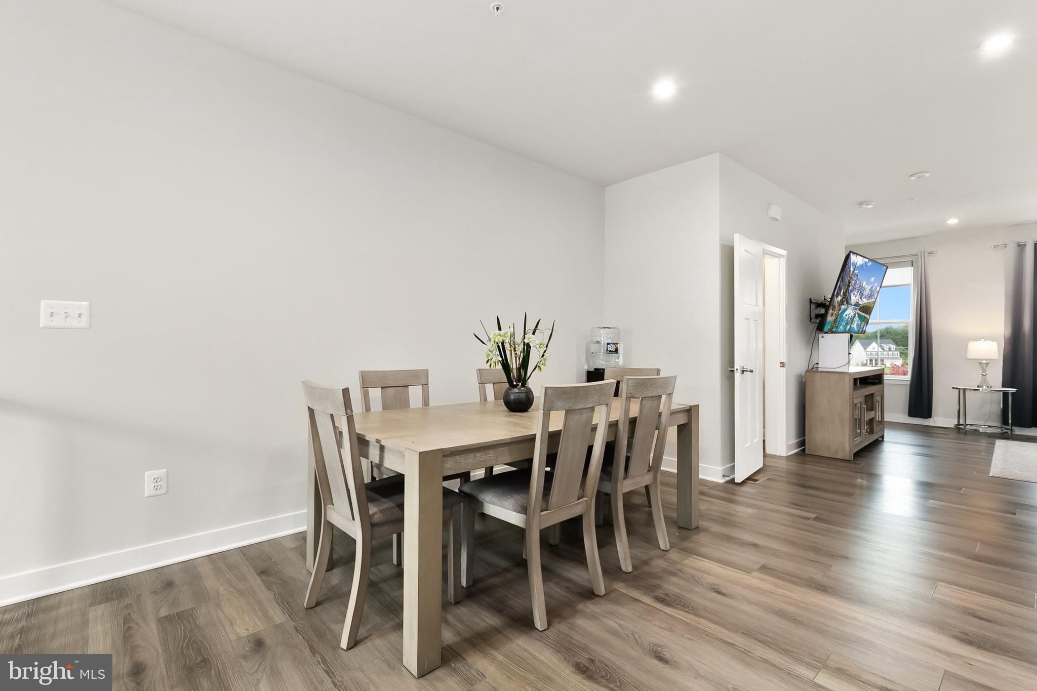 WELLINGTON FARMS - Residential