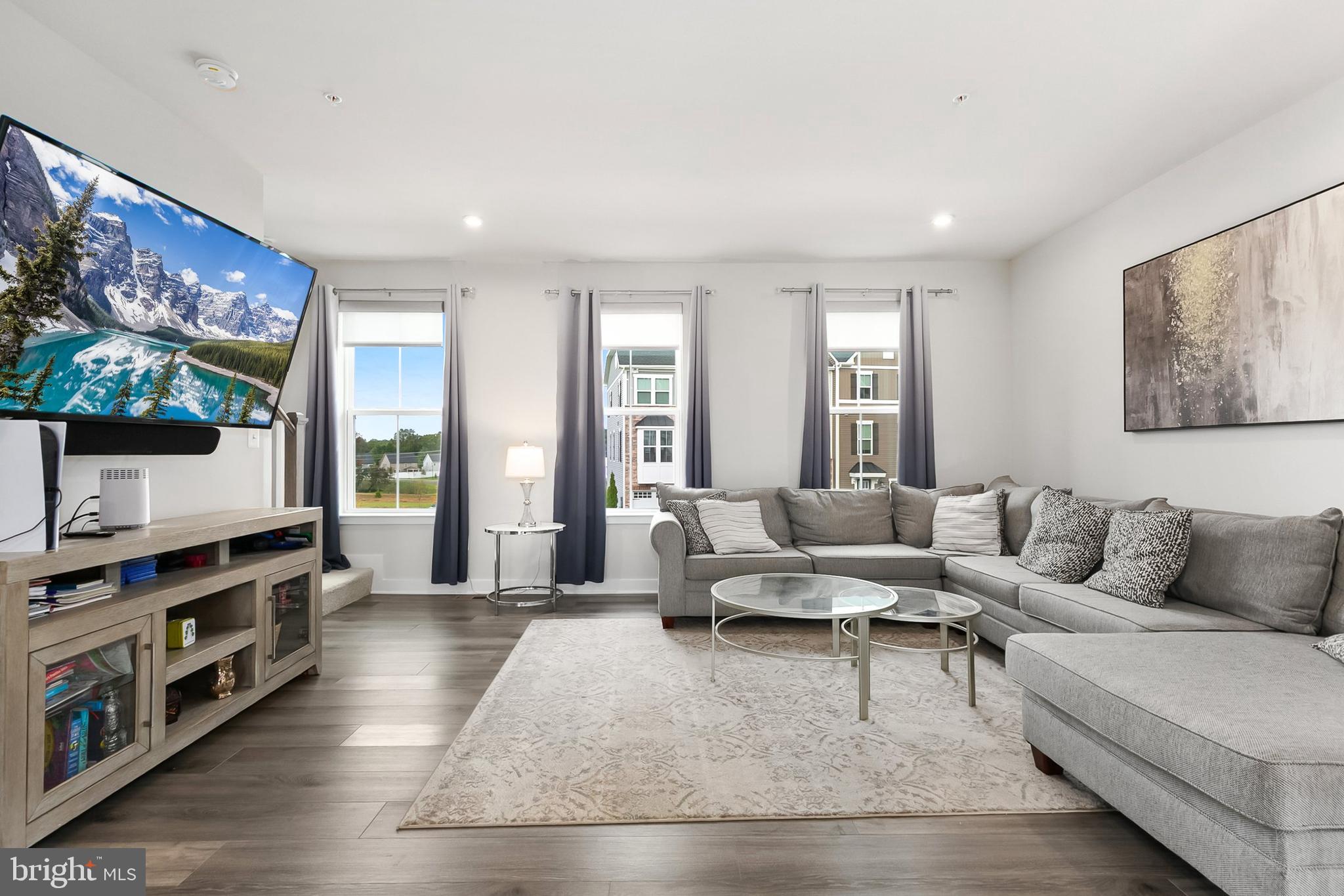 WELLINGTON FARMS - Residential