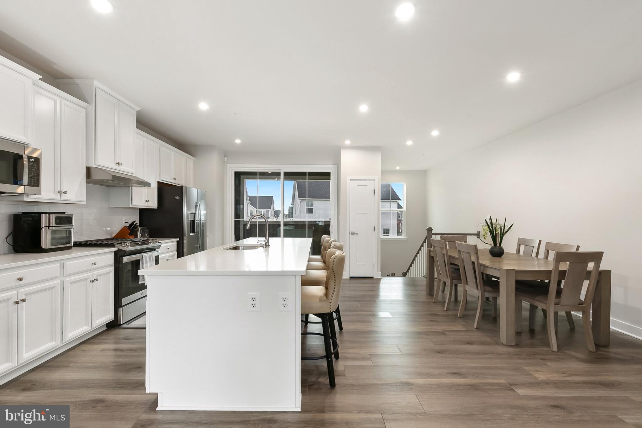 WELLINGTON FARMS - Residential