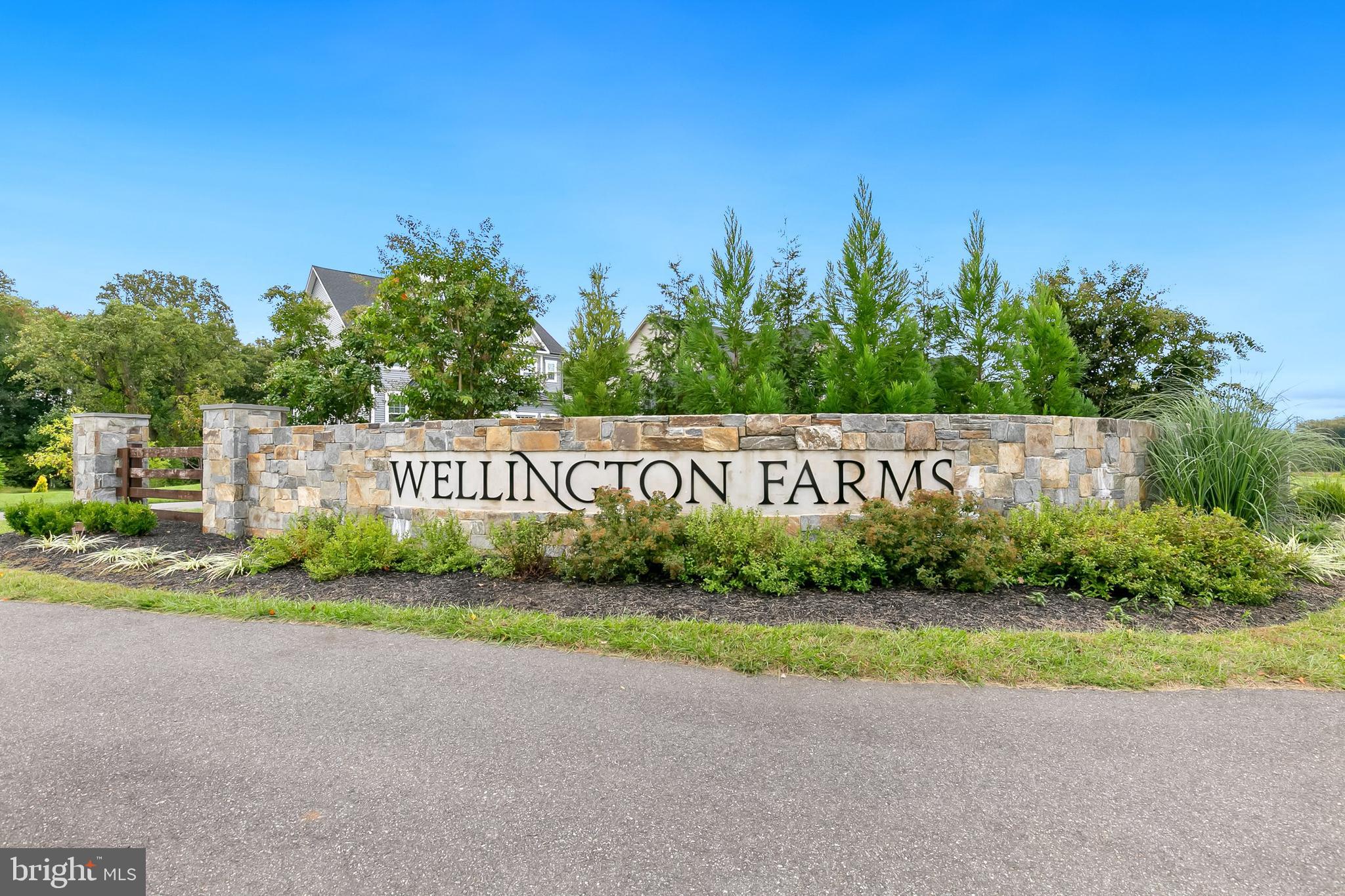 WELLINGTON FARMS - Residential