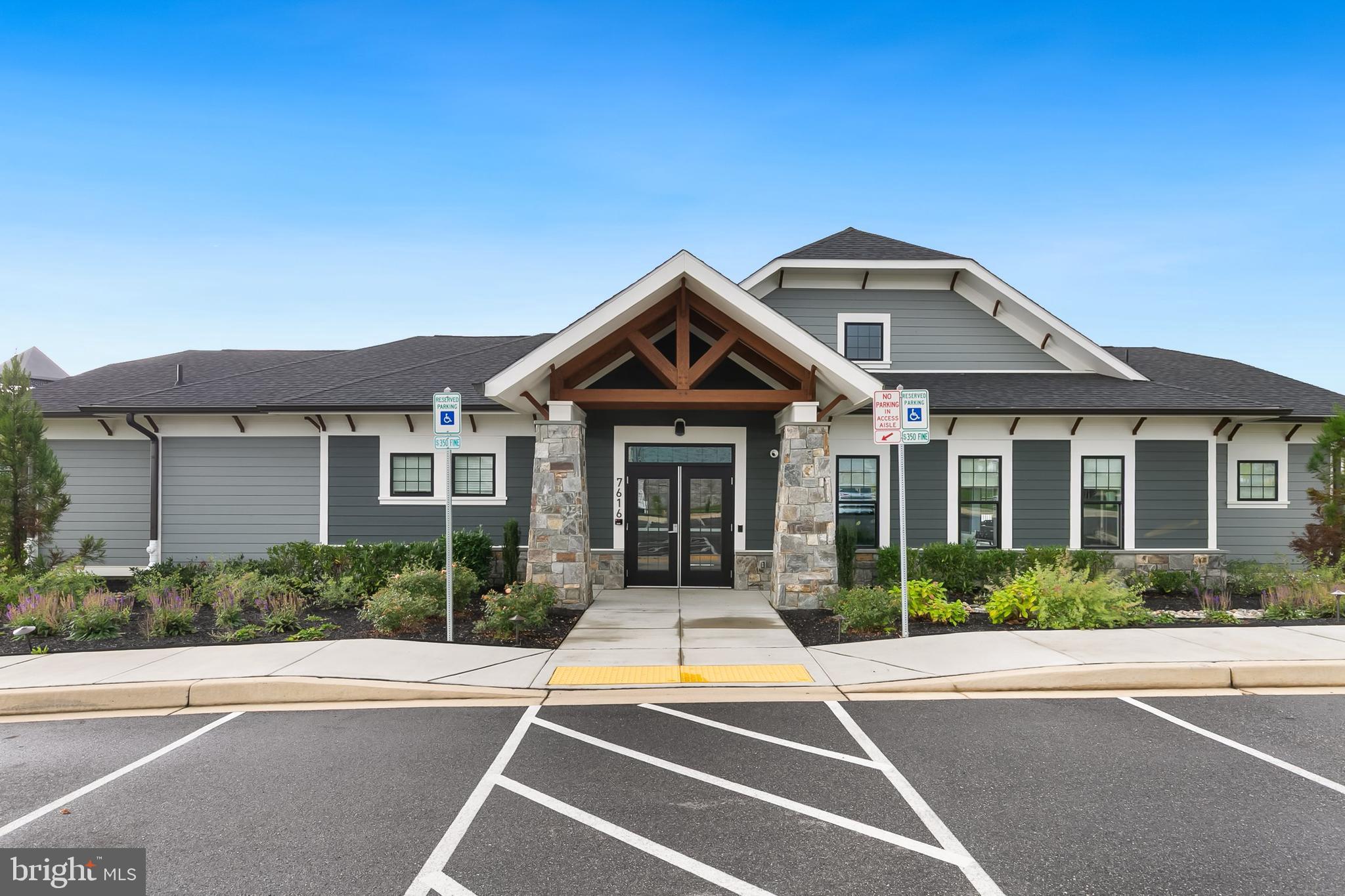 WELLINGTON FARMS - Residential