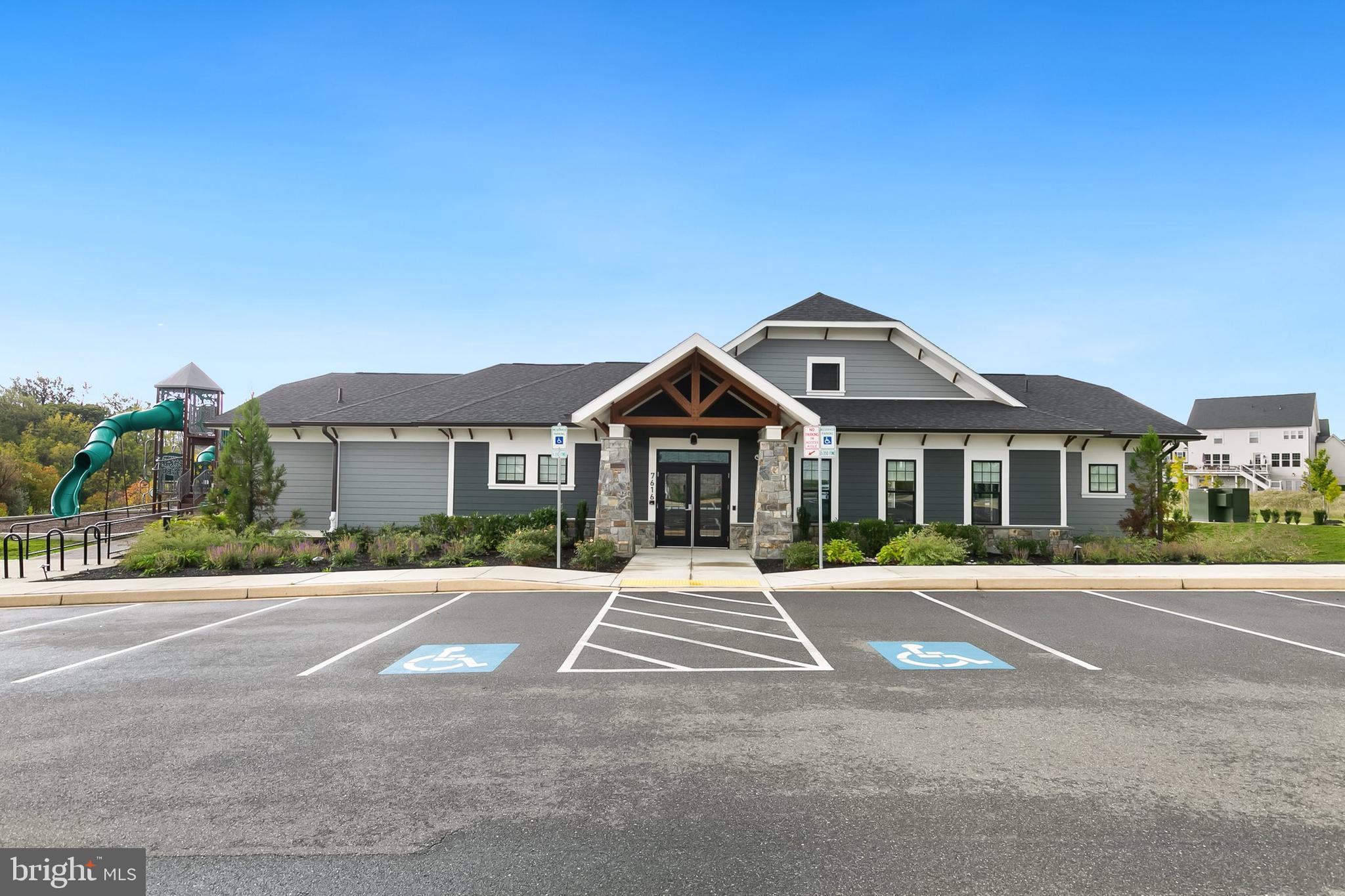 WELLINGTON FARMS - Residential