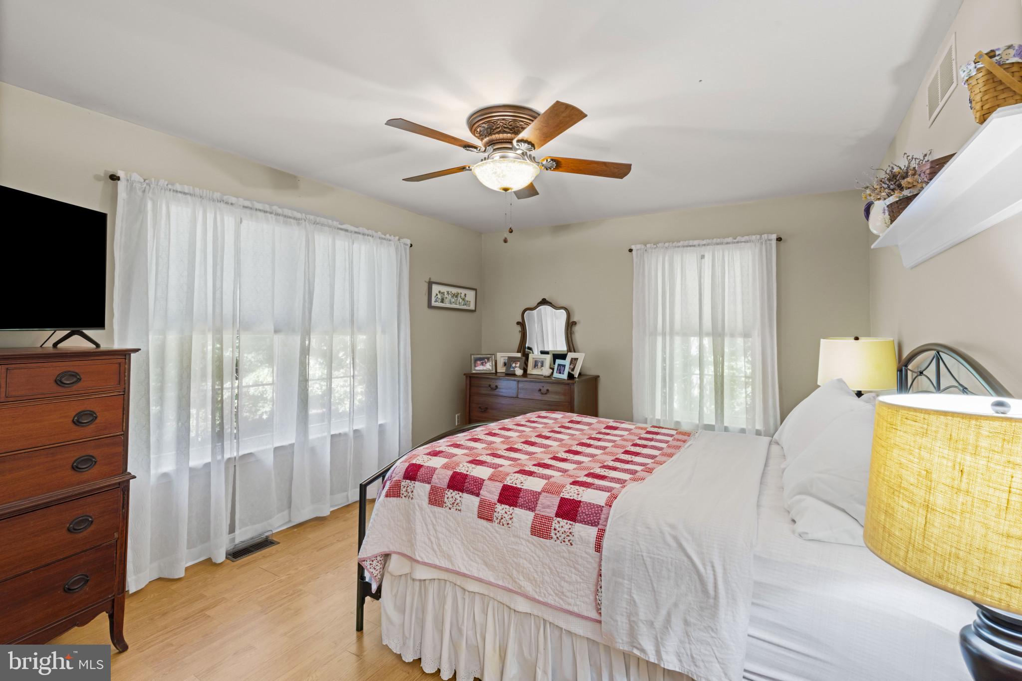 CHASEWOOD RUN - Residential