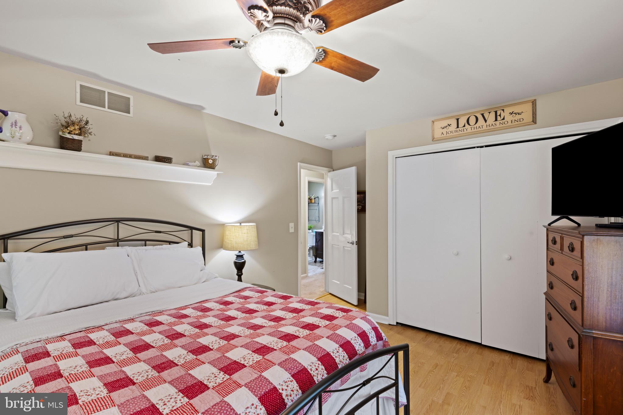 CHASEWOOD RUN - Residential