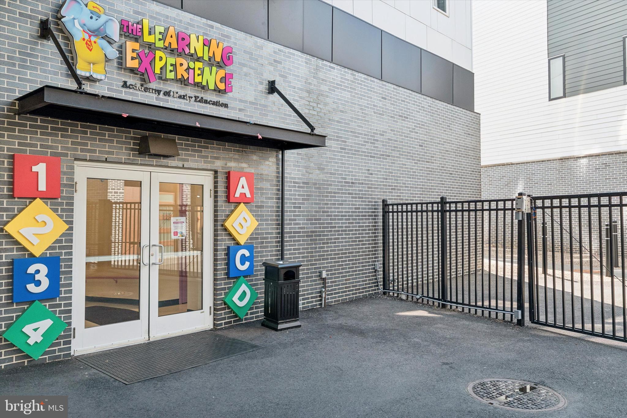 GRADUATE HOSPITAL - Residential