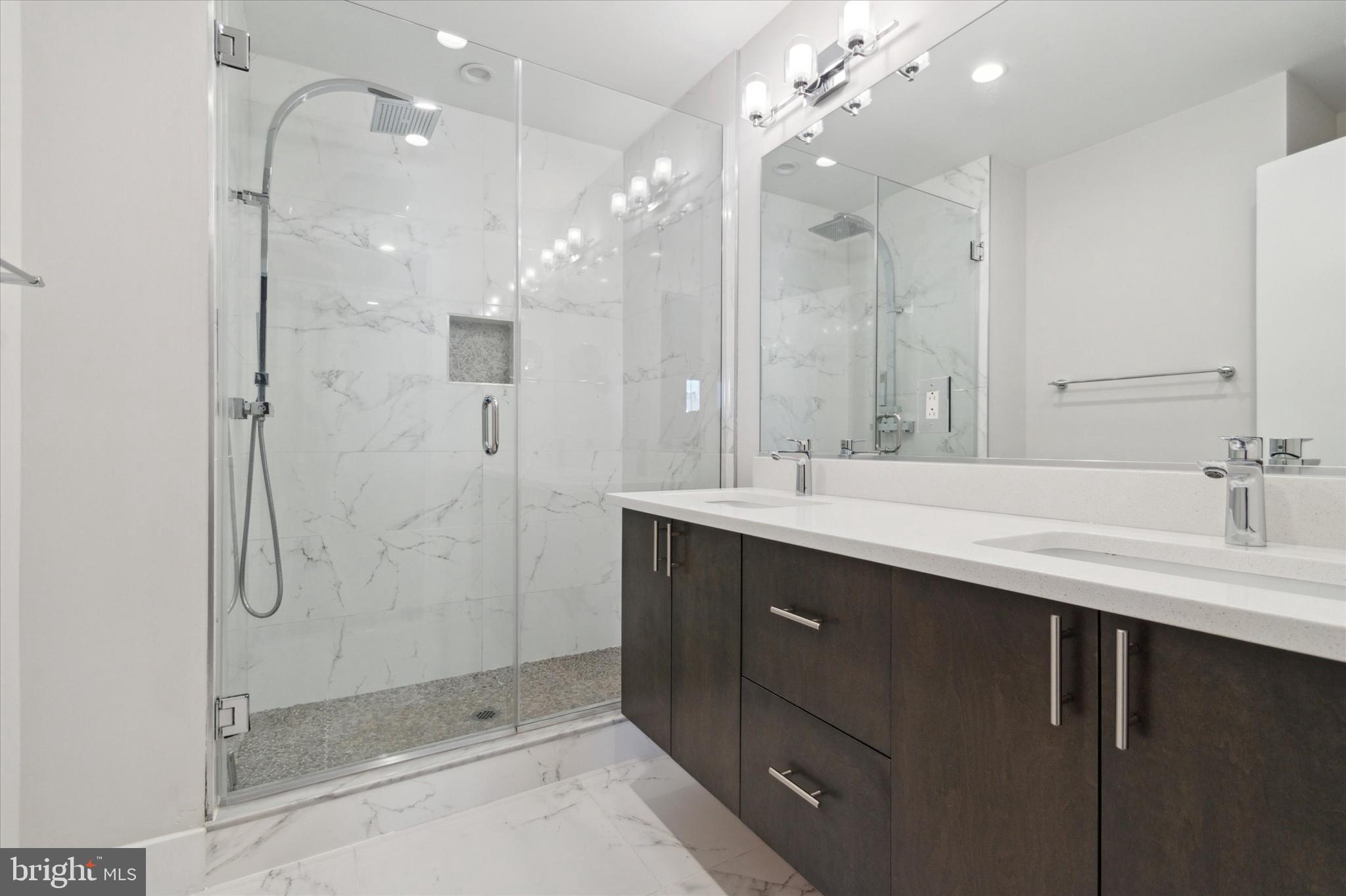 GRADUATE HOSPITAL - Residential