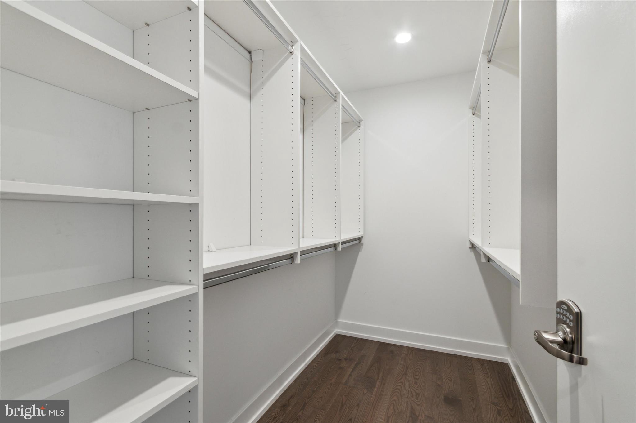 GRADUATE HOSPITAL - Residential