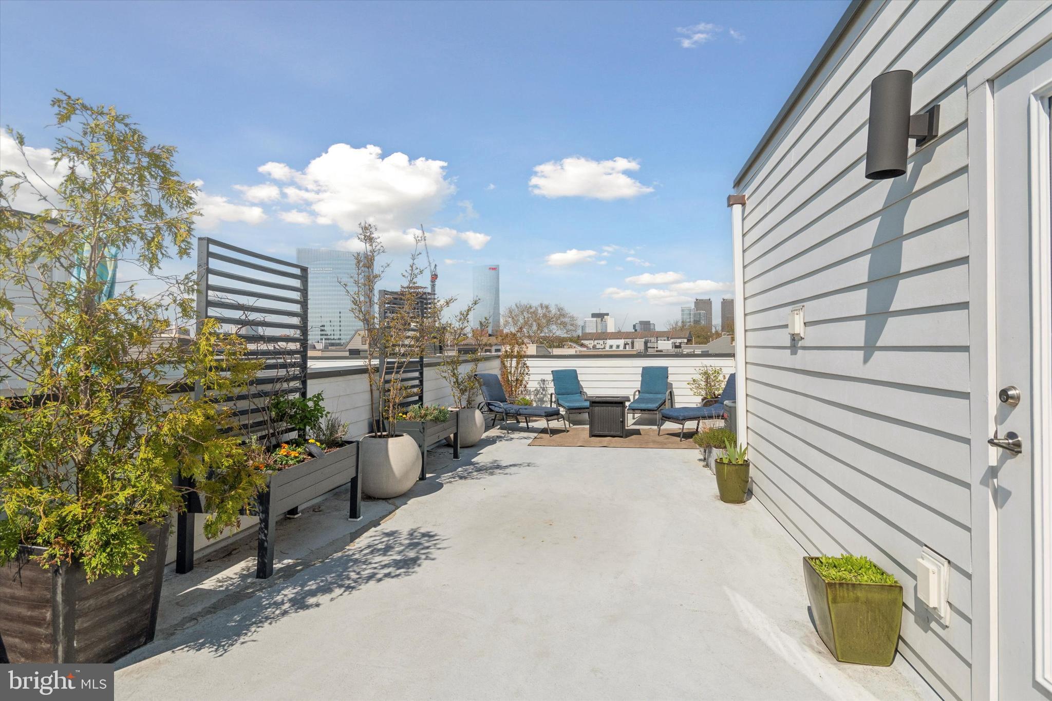 GRADUATE HOSPITAL - Residential