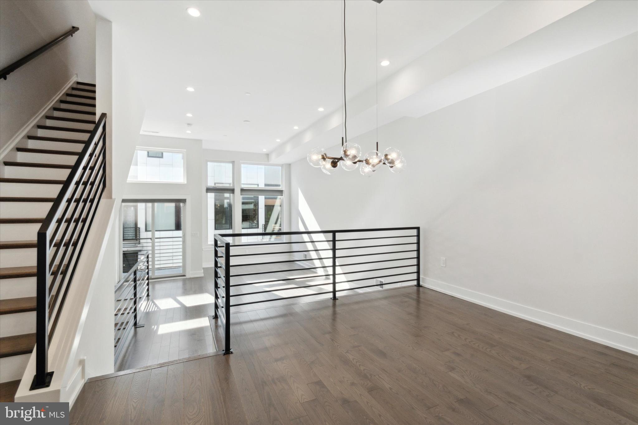 GRADUATE HOSPITAL - Residential