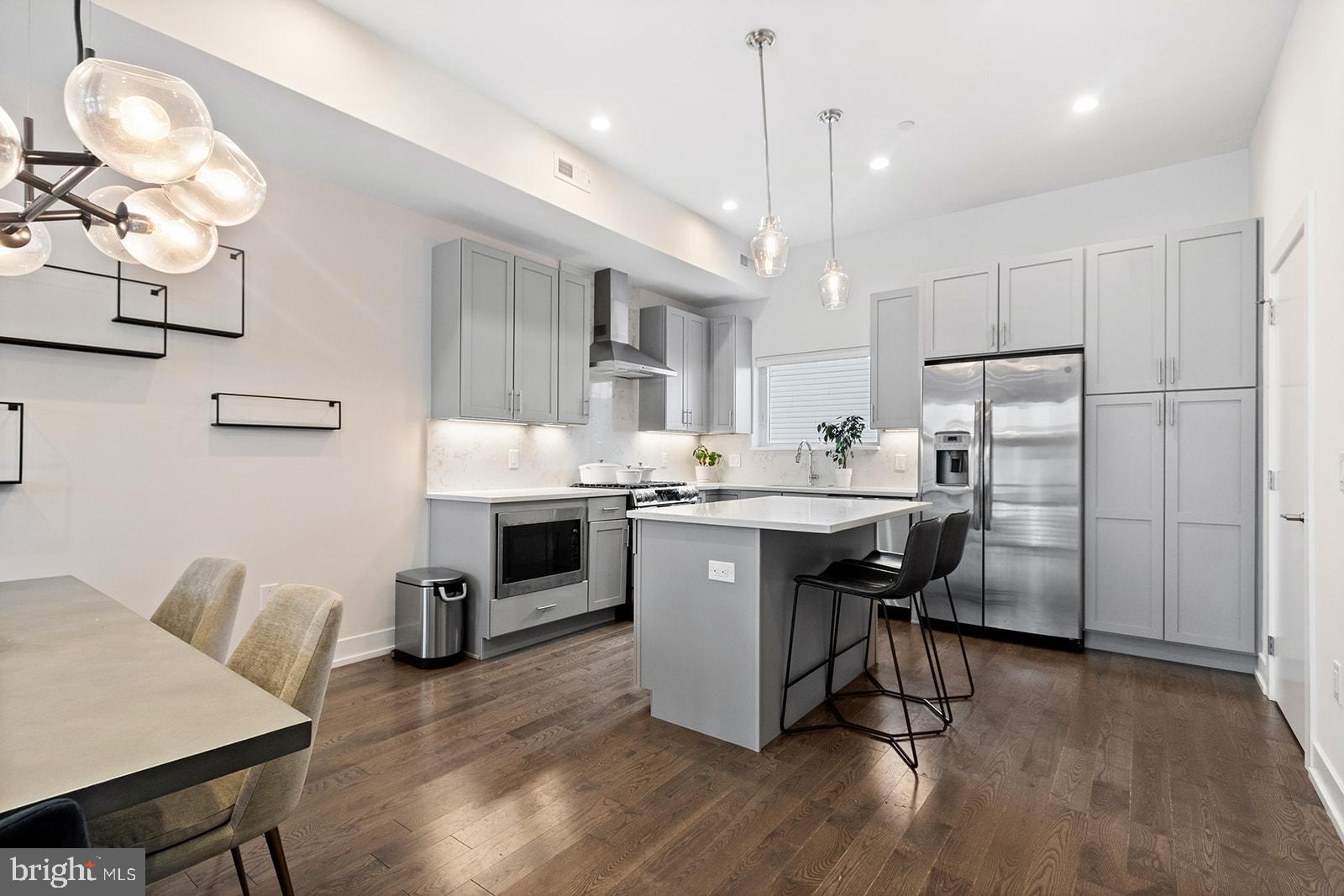 GRADUATE HOSPITAL - Residential