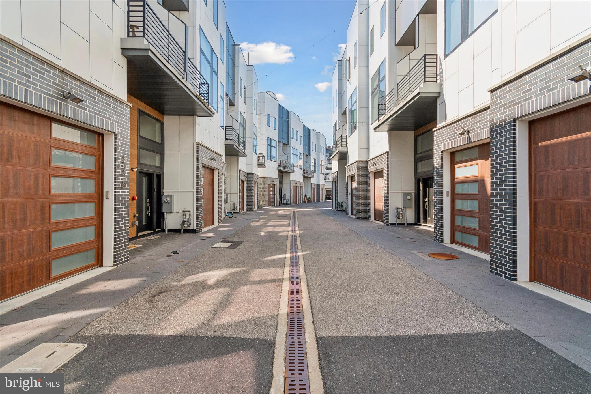 GRADUATE HOSPITAL - Residential